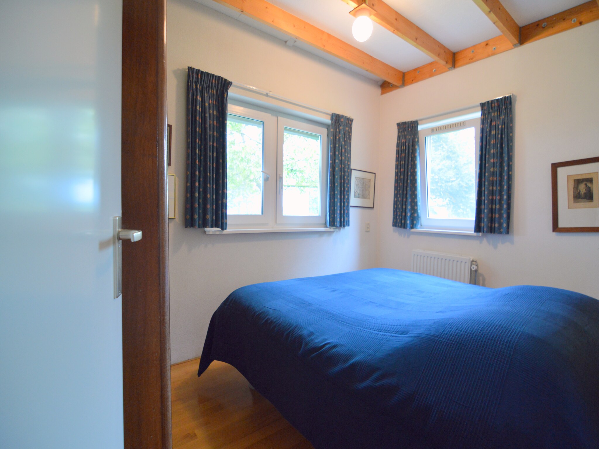 Foto's Huis met grote tuin, speeltuin en terras - Belvilla by Oyo