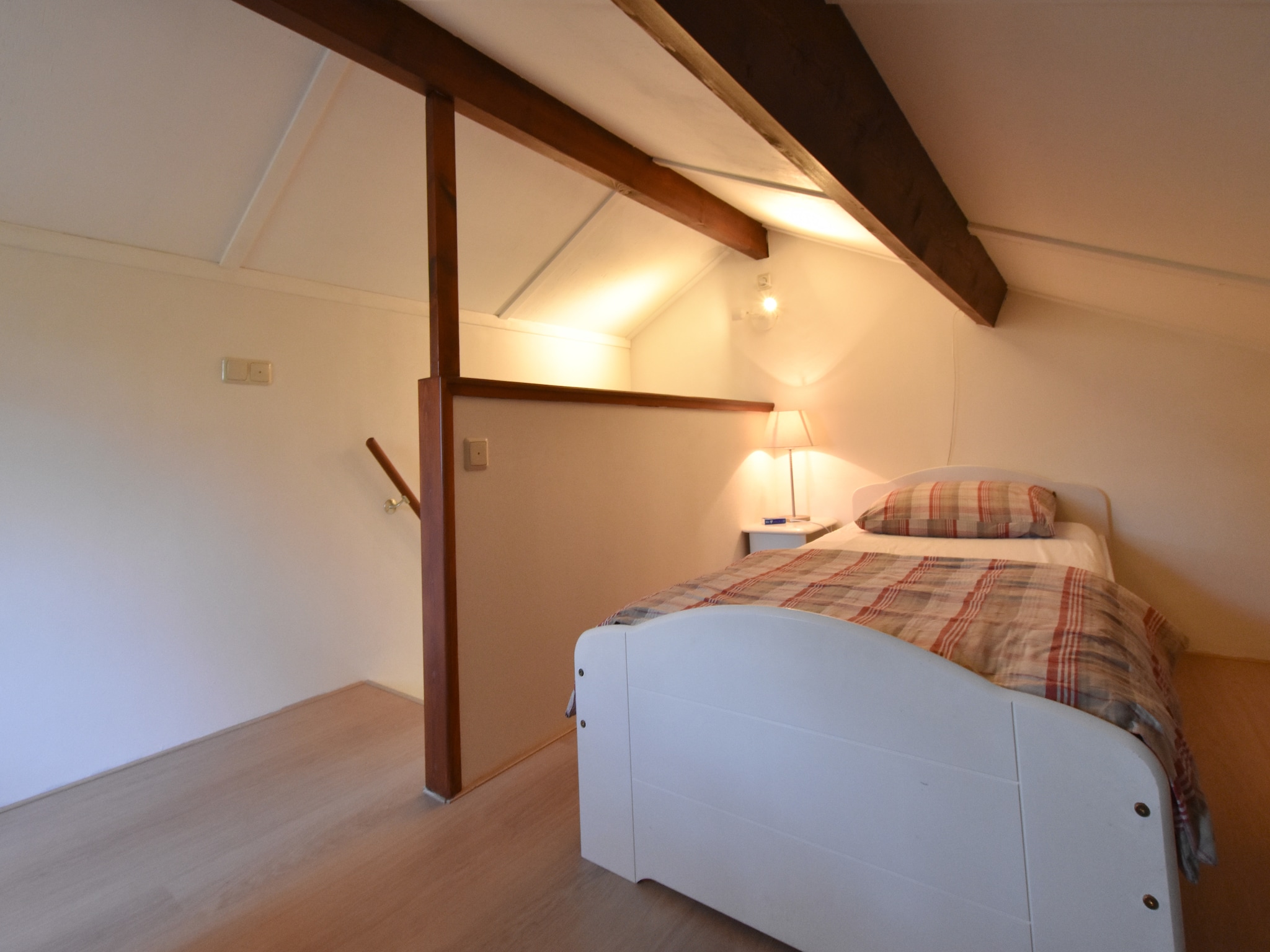 Foto's Ruim vakantiehuis nabij met sauna - Belvilla by Oyo