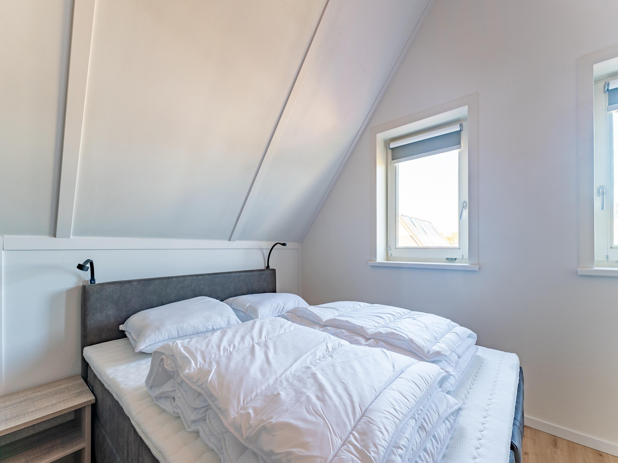 Foto's Mooi vakantiehuis in Scherpenisse met charmant terras - Belvilla by Oyo