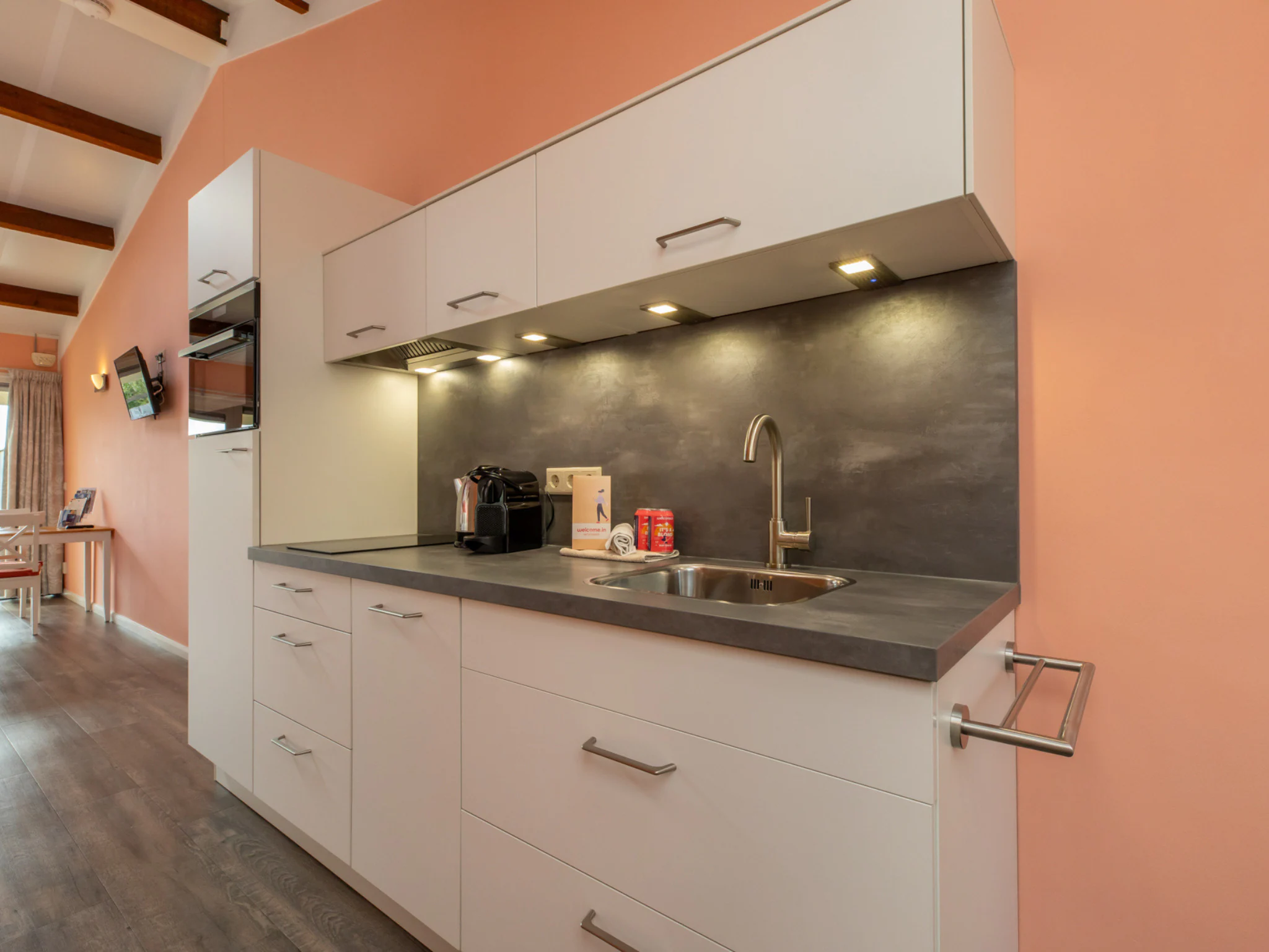 Foto's Romantische studio met tuin - Belvilla by Oyo