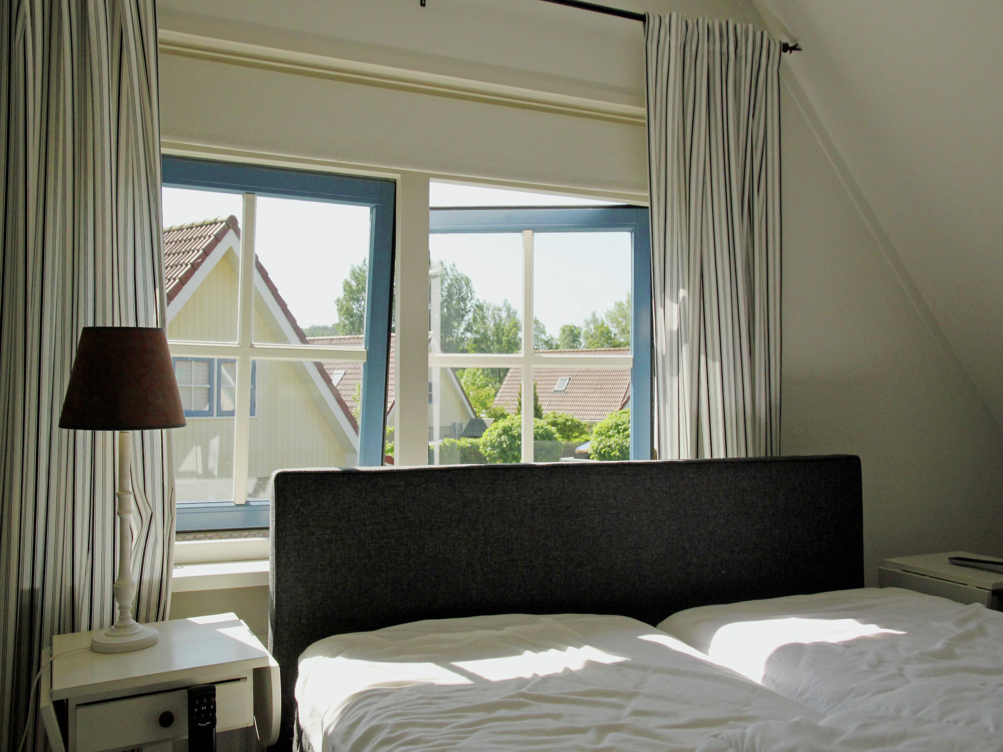 Foto's vakantiewoning op kleinschalig vakantiepark - Belvilla by Oyo