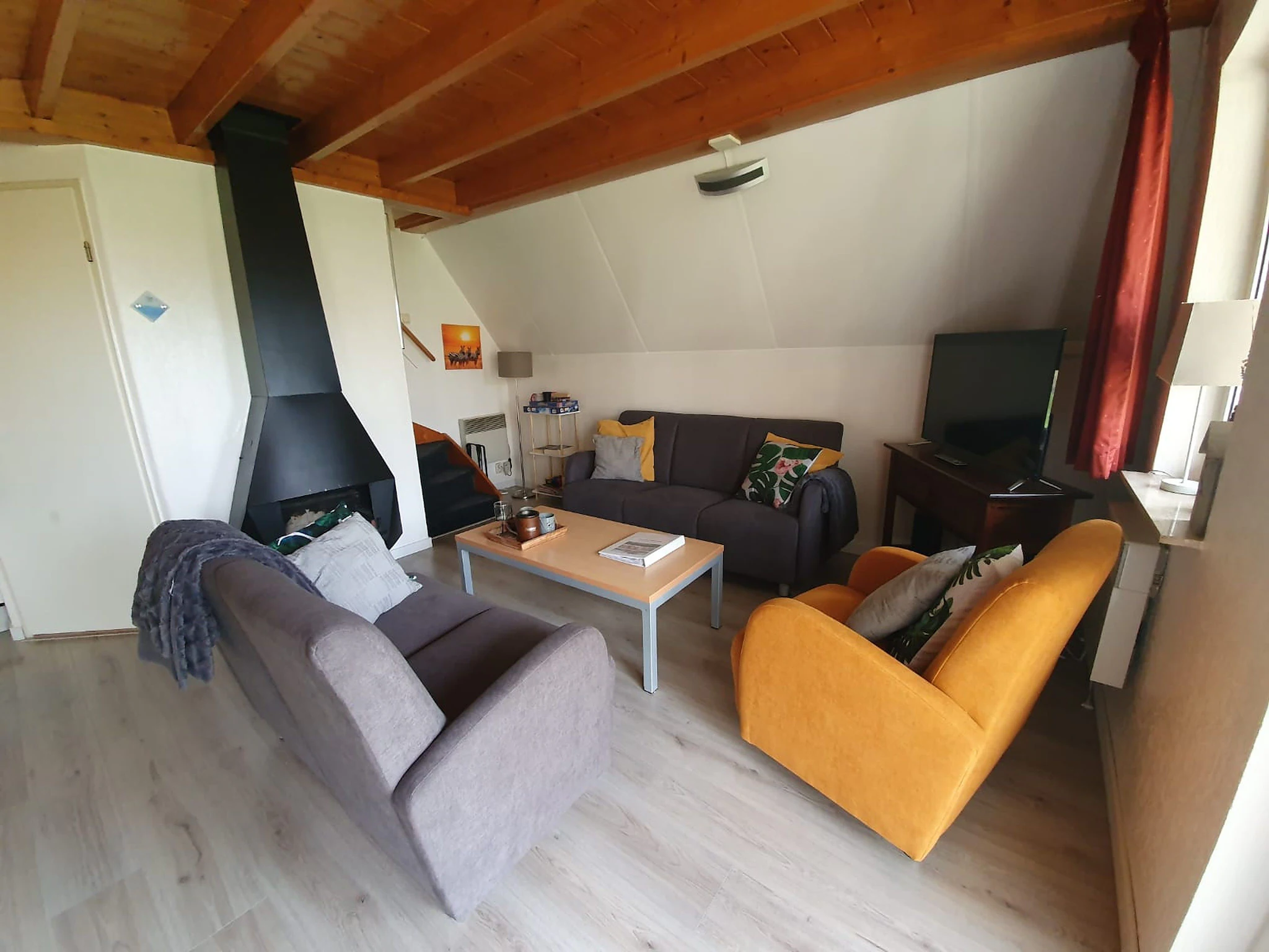 Foto's Leuk vakantiehuis in Gramsbergen op familiepark - Belvilla by Oyo