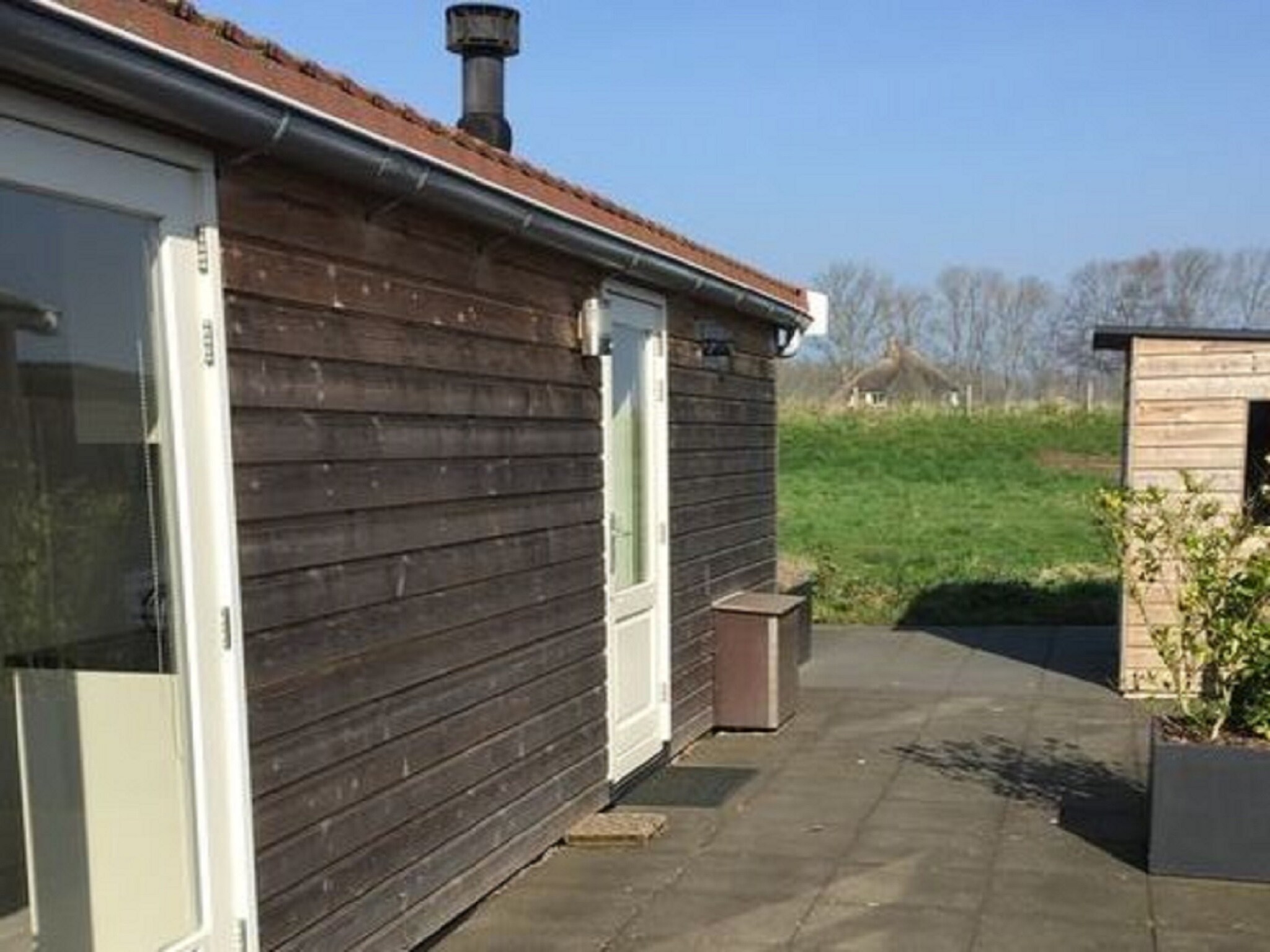 Foto's Comfortabele bungalow bij het strand - Belvilla by Oyo