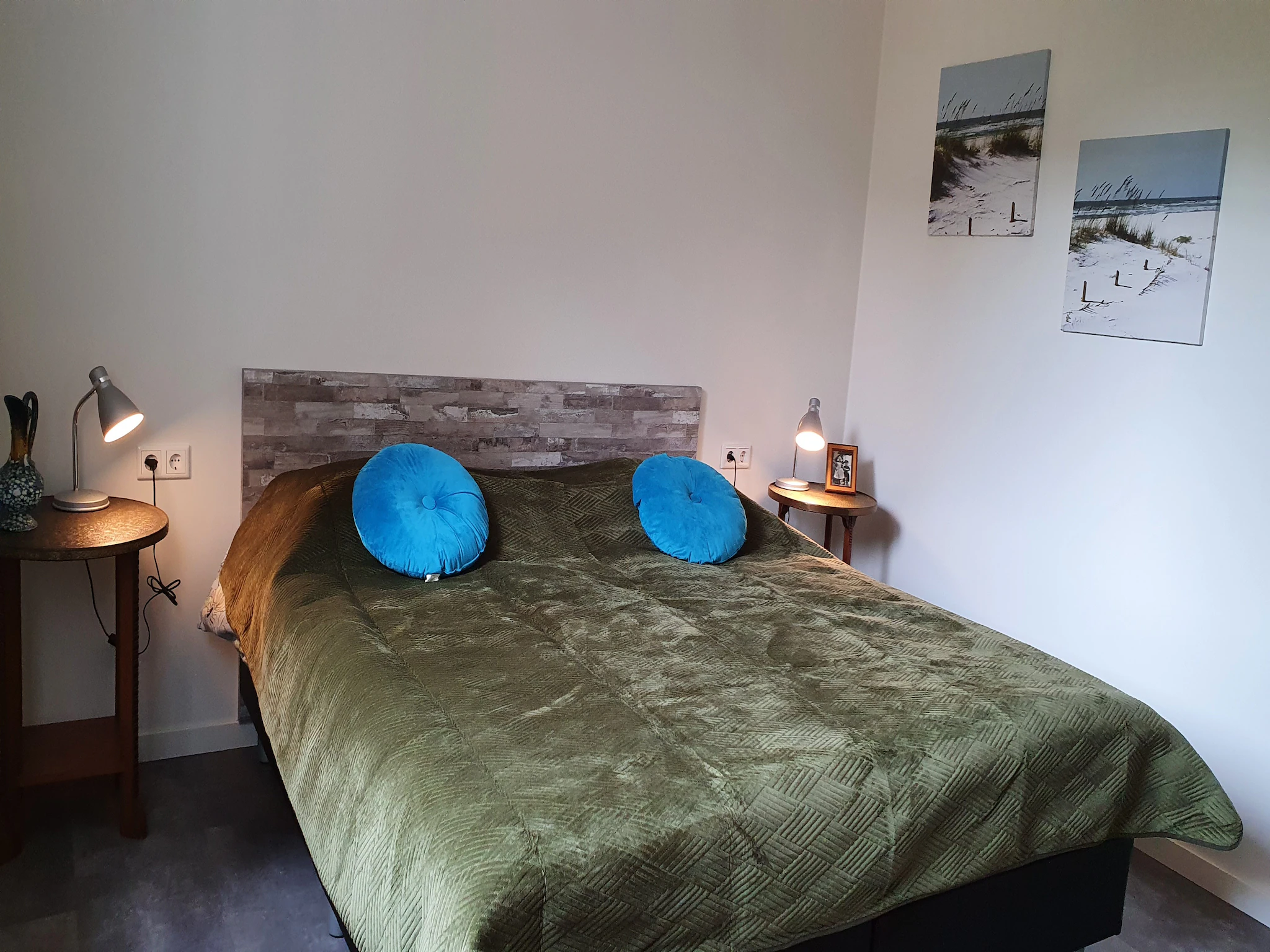 Foto's Retro-stijl vakantiehuis nabij Veerse meer - Belvilla by Oyo