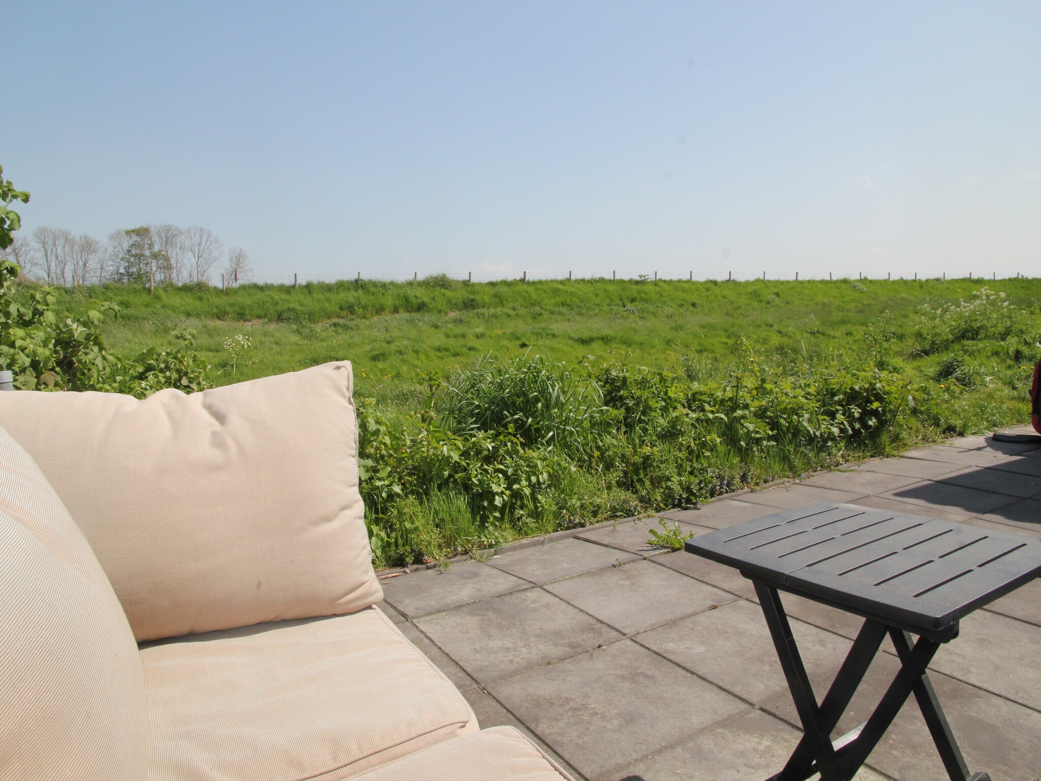 Foto's Comfortabele bungalow bij het strand - Belvilla by Oyo