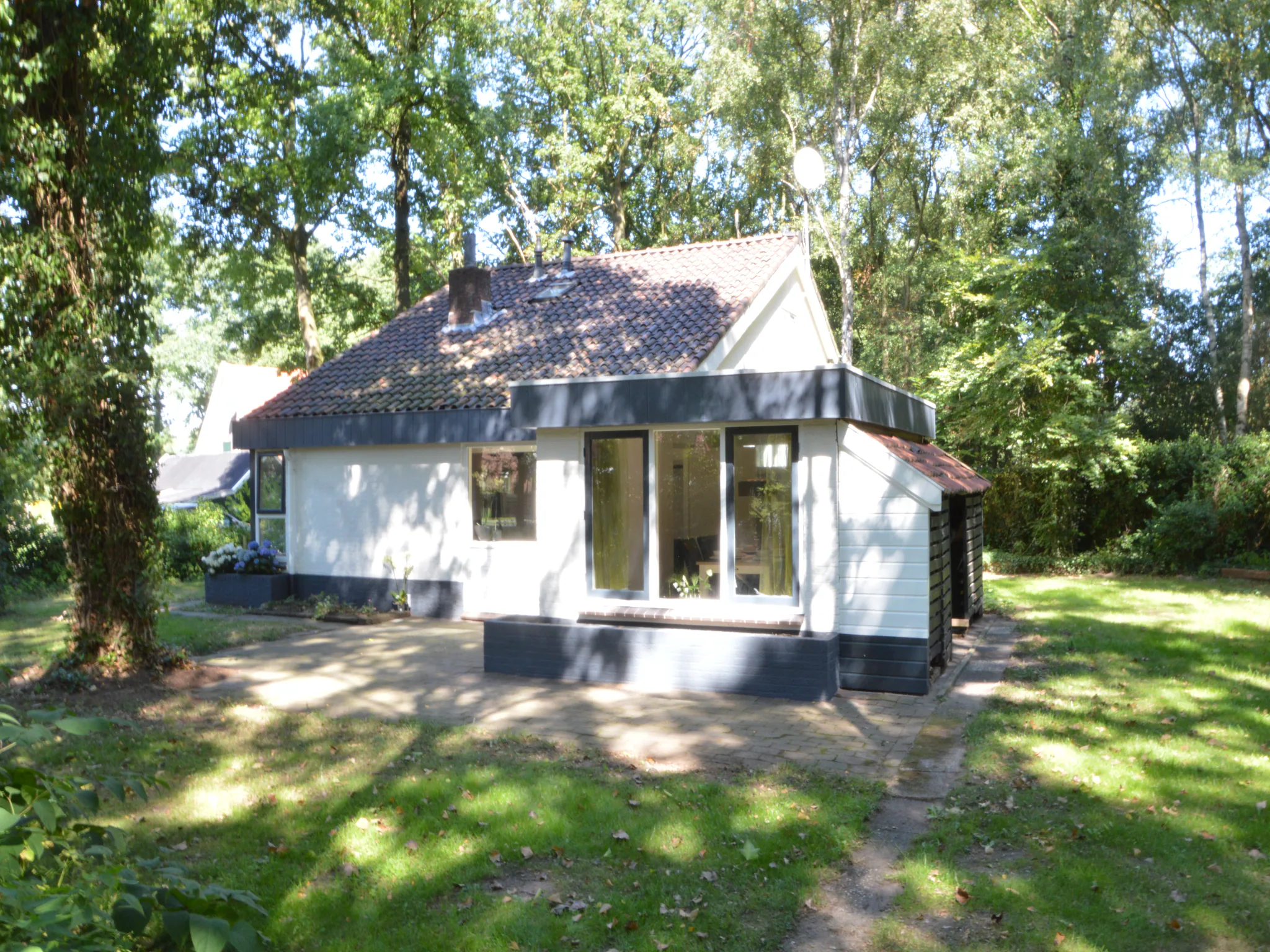 Foto's Vrijstaande villa in Haaksbergen met open haard - Belvilla by Oyo