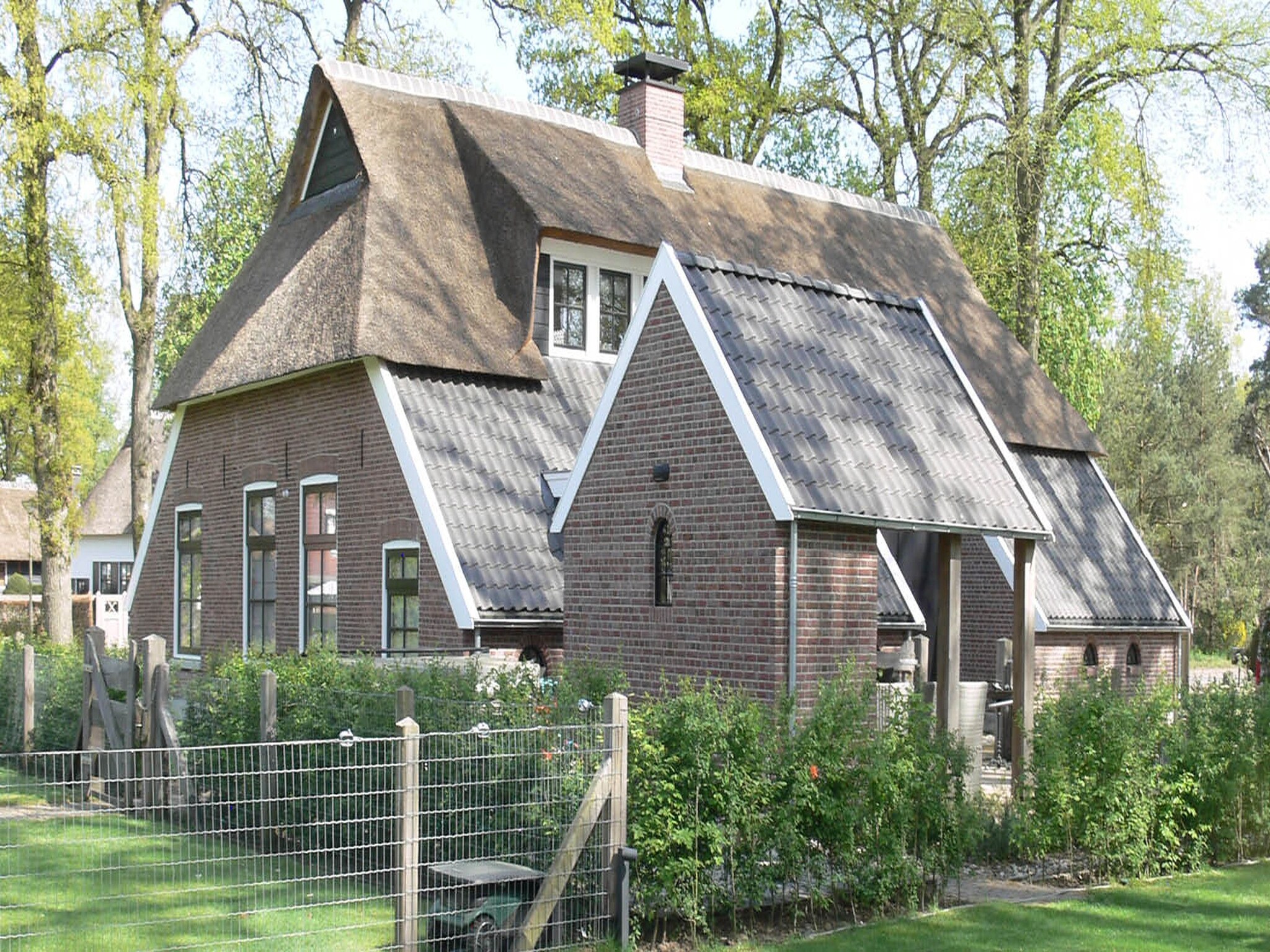 Foto's Prachtig vakantiehuis in Nijverdal met een Jacuzzi - Belvilla by Oyo