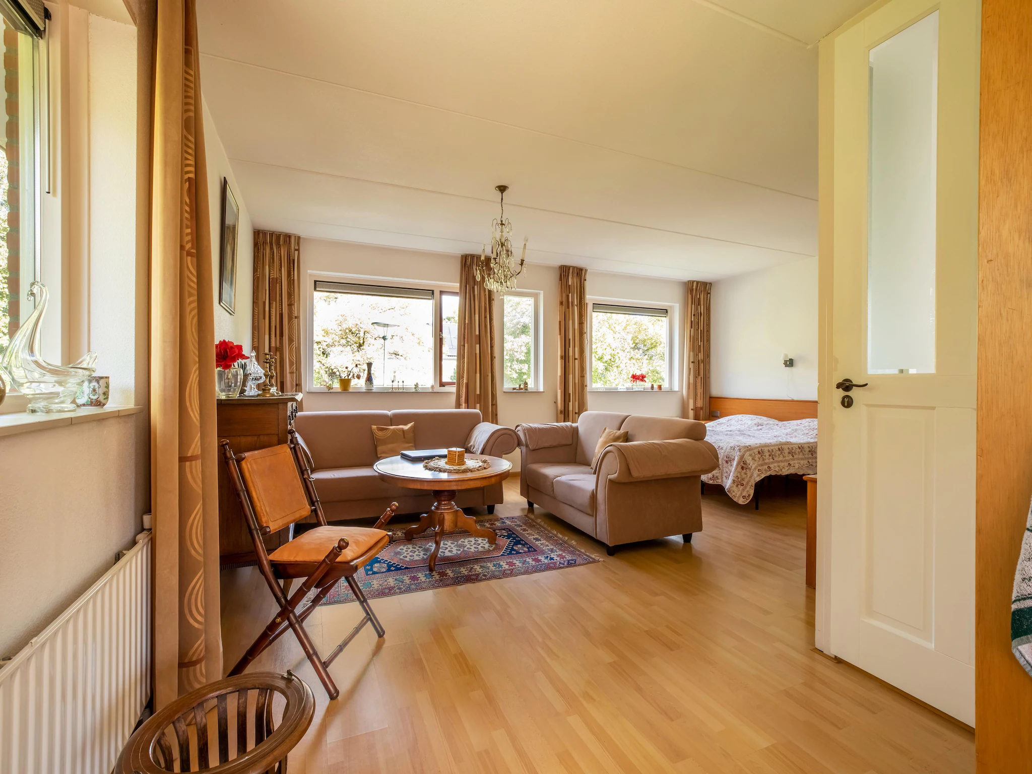 Foto's Comfortabel appartement in Hoorn met Frans balkon - Belvilla by Oyo