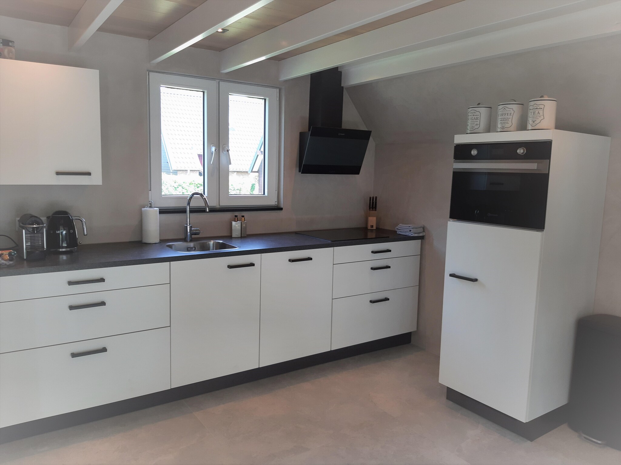 Foto's Stijlvol vakantiehuis aan zee - Belvilla by Oyo