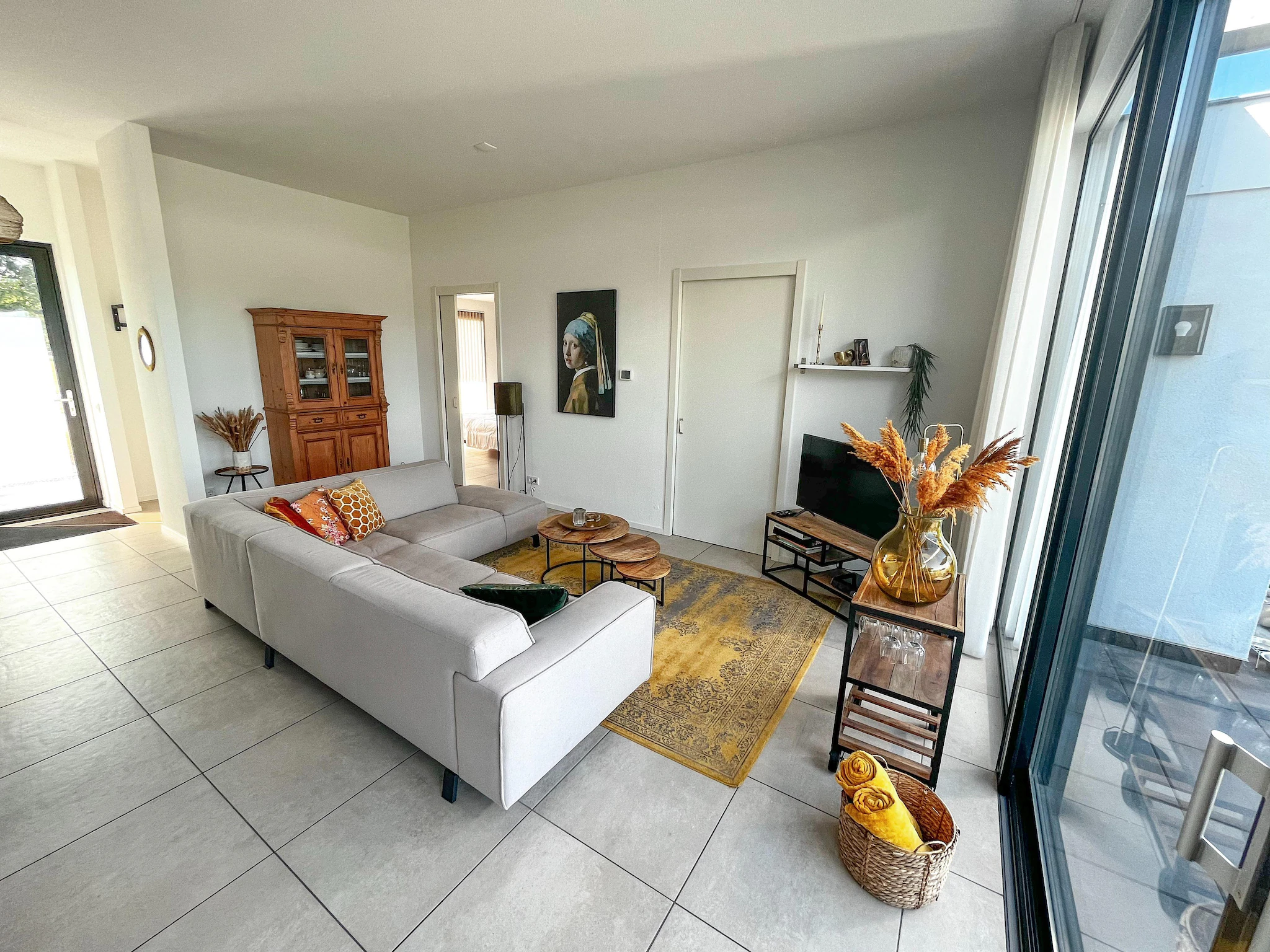 Foto's Luxe vakantiehuis in Zeewolde met tuin en bubbelbad - Belvilla by Oyo