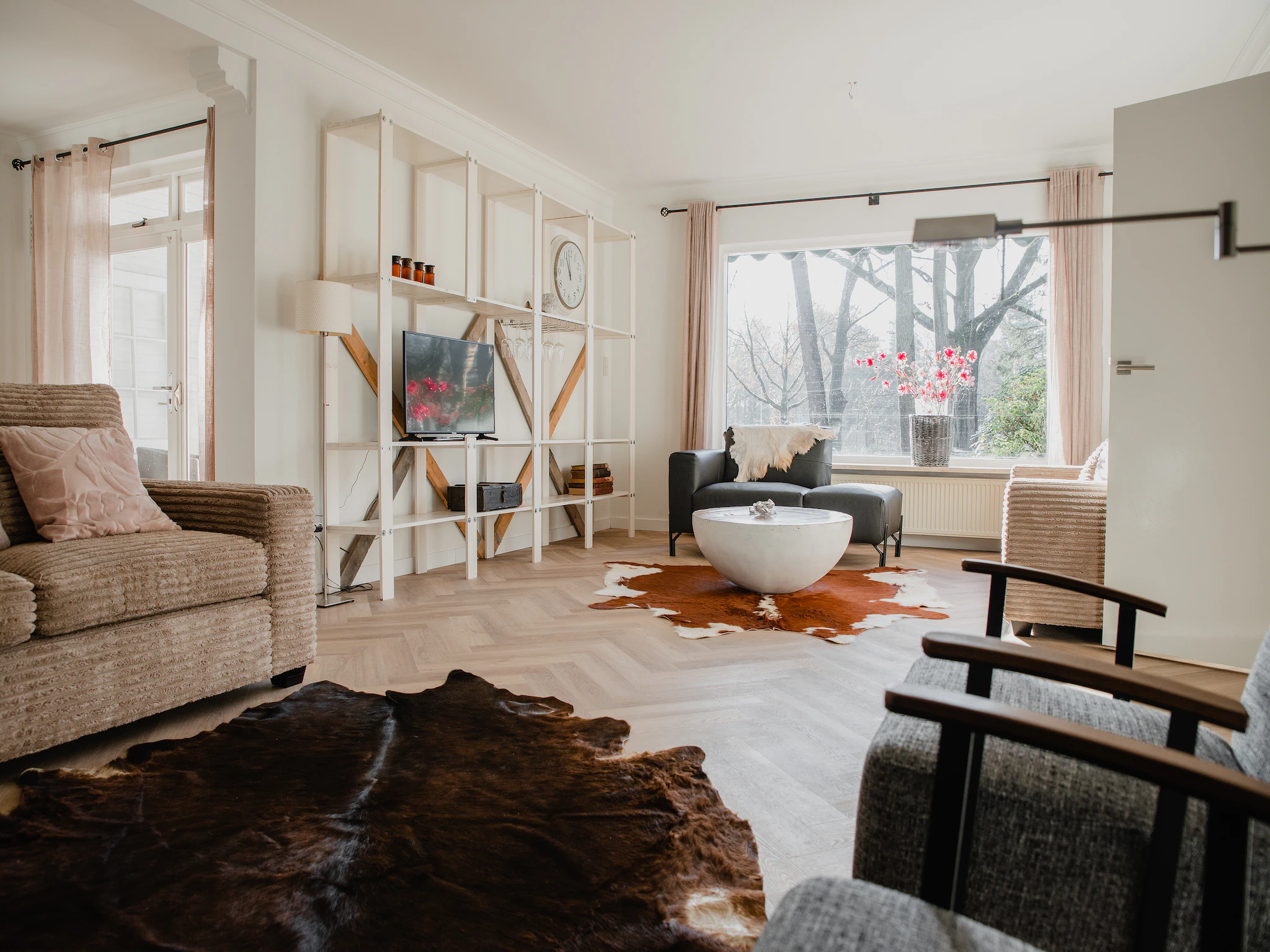 Foto's Stijlvol landhuis in Leende met tuin - Belvilla by Oyo