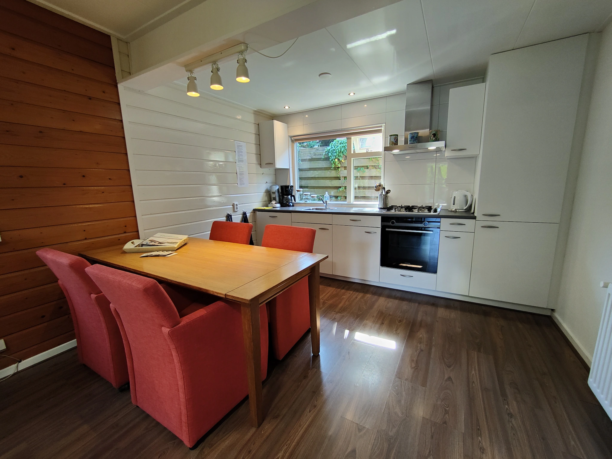 Foto's Knusse vakantiewoning in Garderen met privÃ©terras - Belvilla by Oyo
