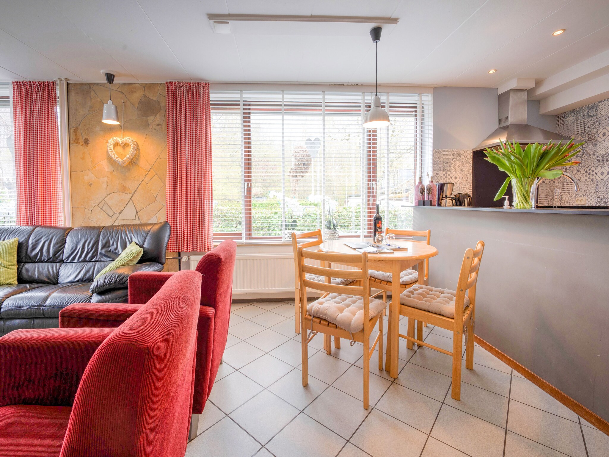 Foto's Gezellige vakantiewoning met privÃ©bos - Belvilla by Oyo