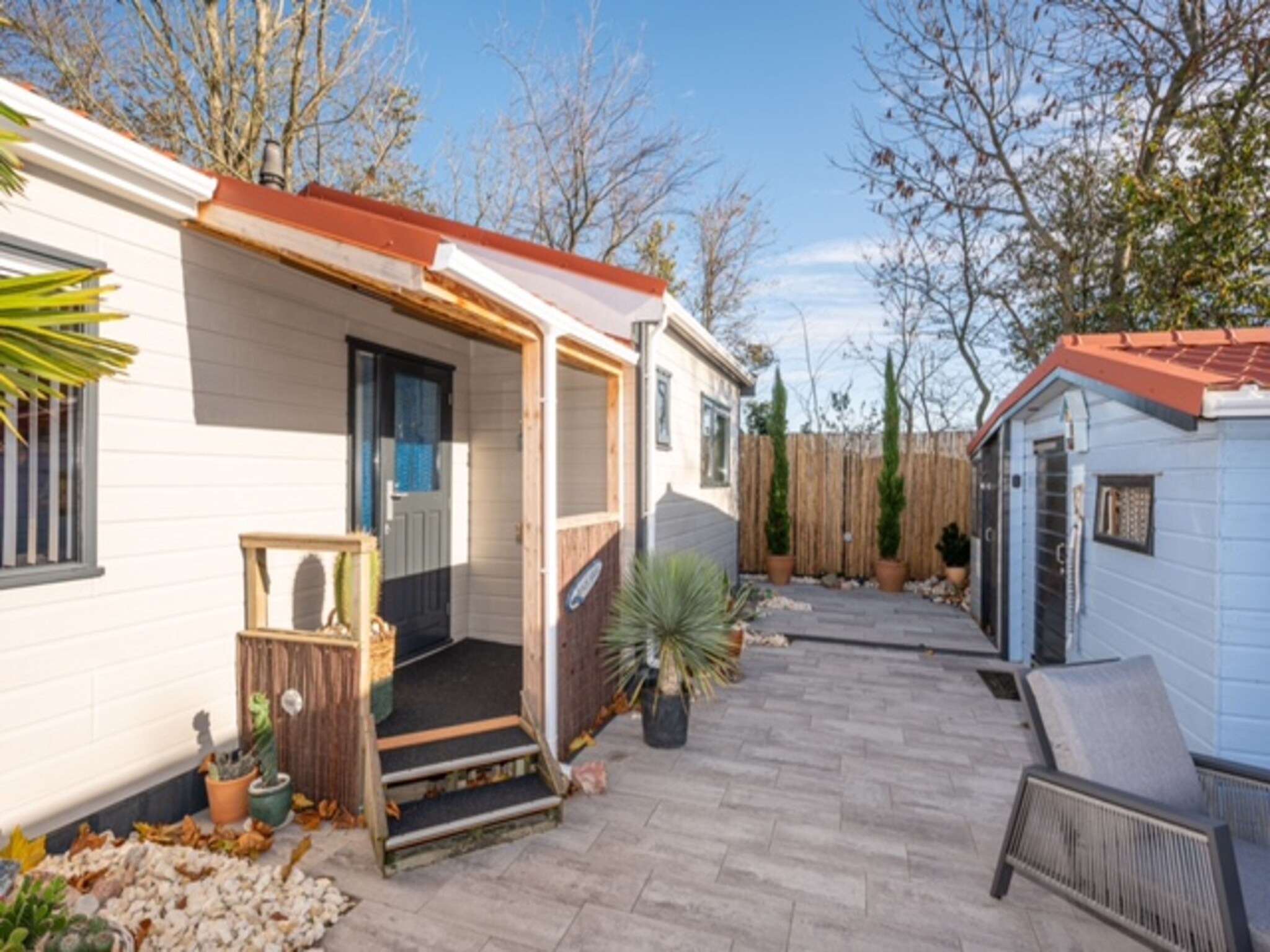 Foto's Chalet Sea Rocks met uitzicht en tuin - Belvilla by Oyo