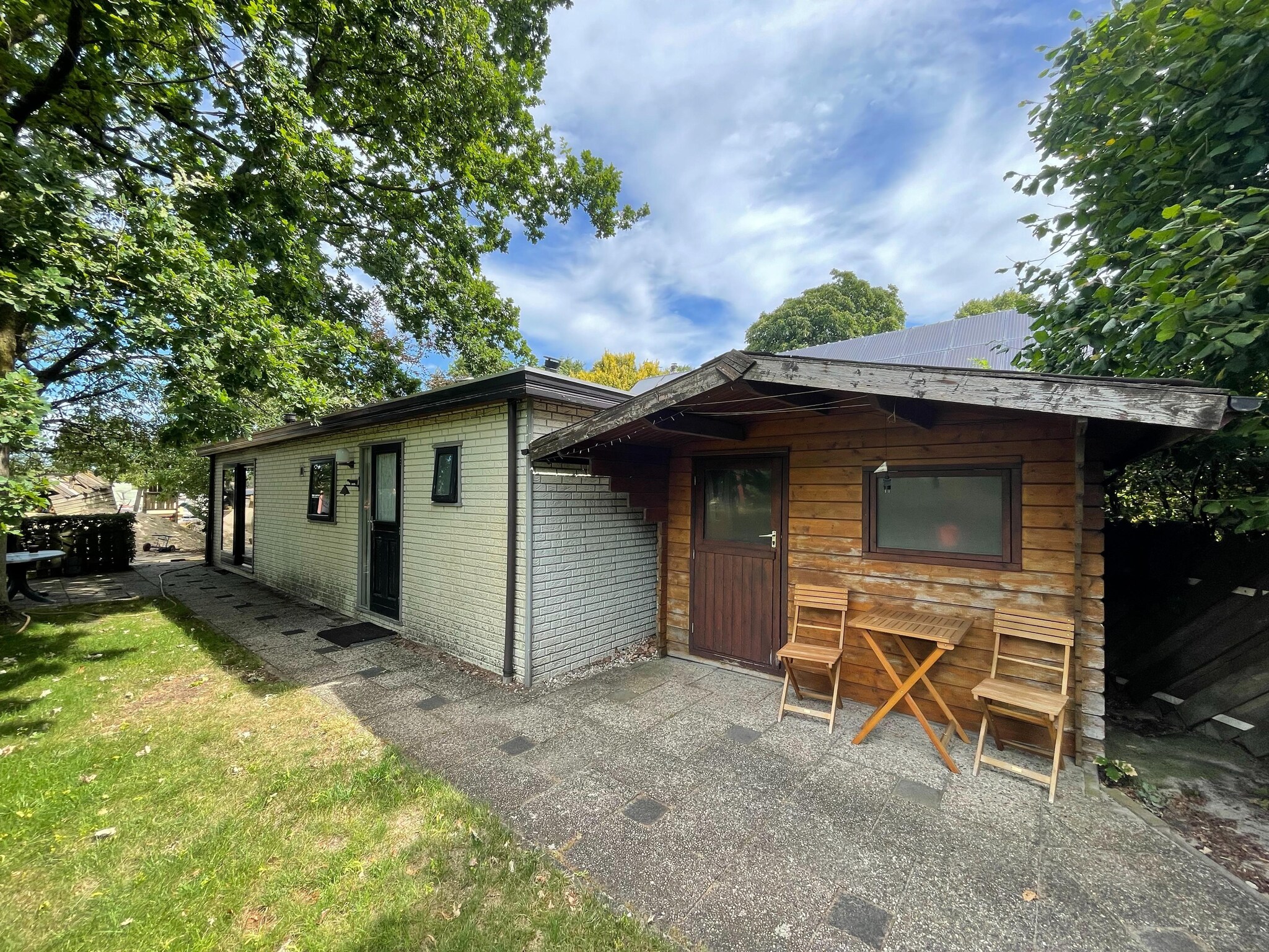 Foto's Schitterend chalet in Uden met een terras - Belvilla by Oyo