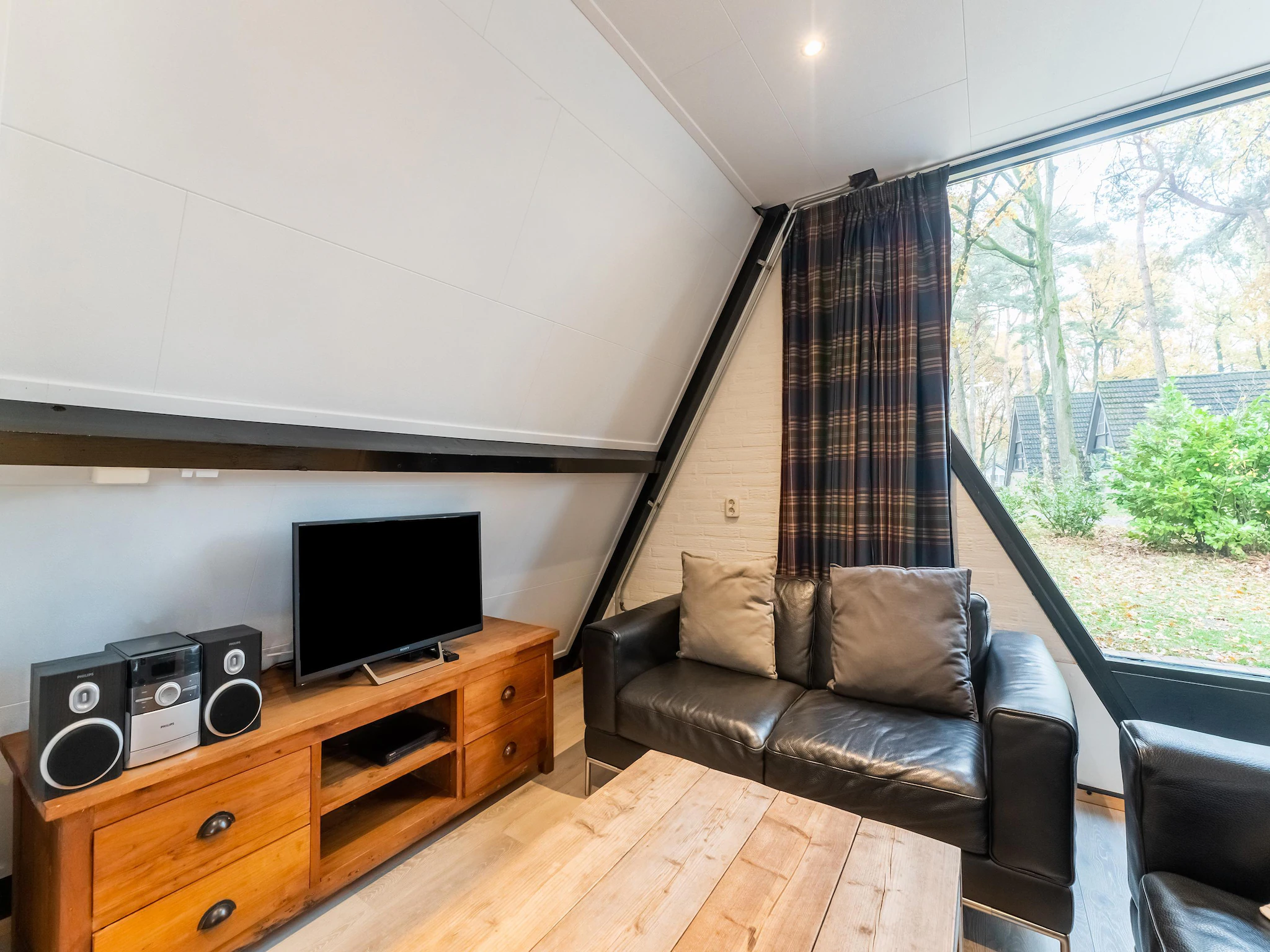 Foto's Vakantiebungalow in Noord-Limburg in het bos - Belvilla by Oyo