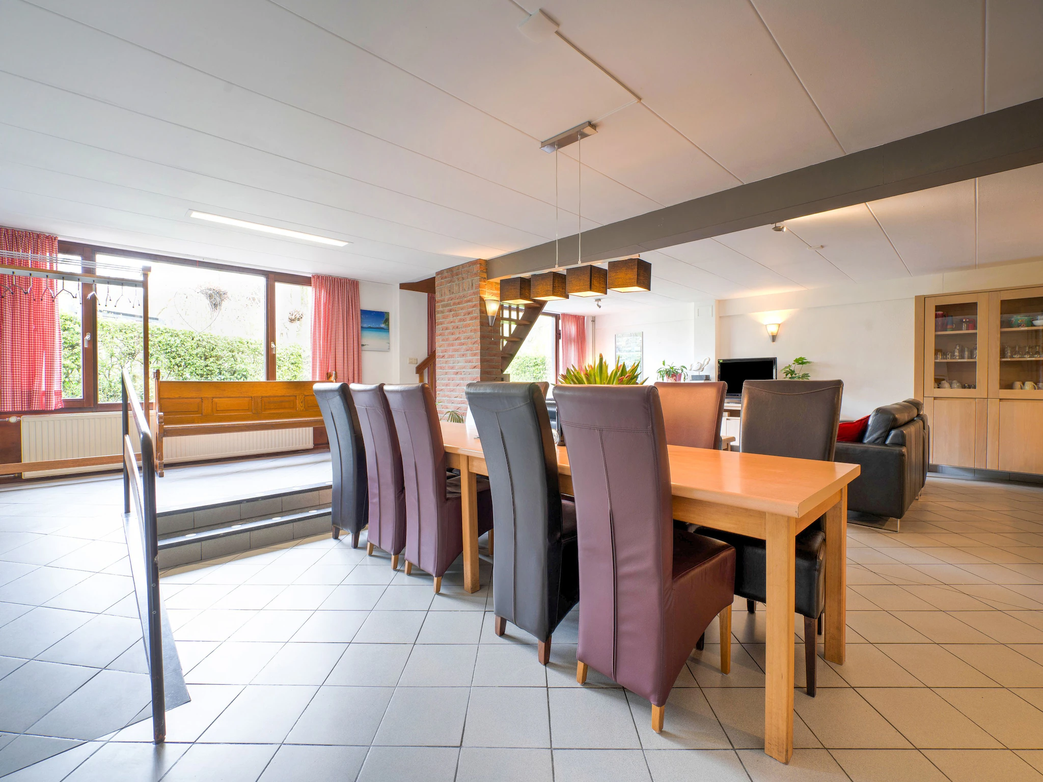 Foto's Heerlijk vakantiehuis in Ulestraten met privÃ© terras en groot speelbos - Belvilla by Oyo