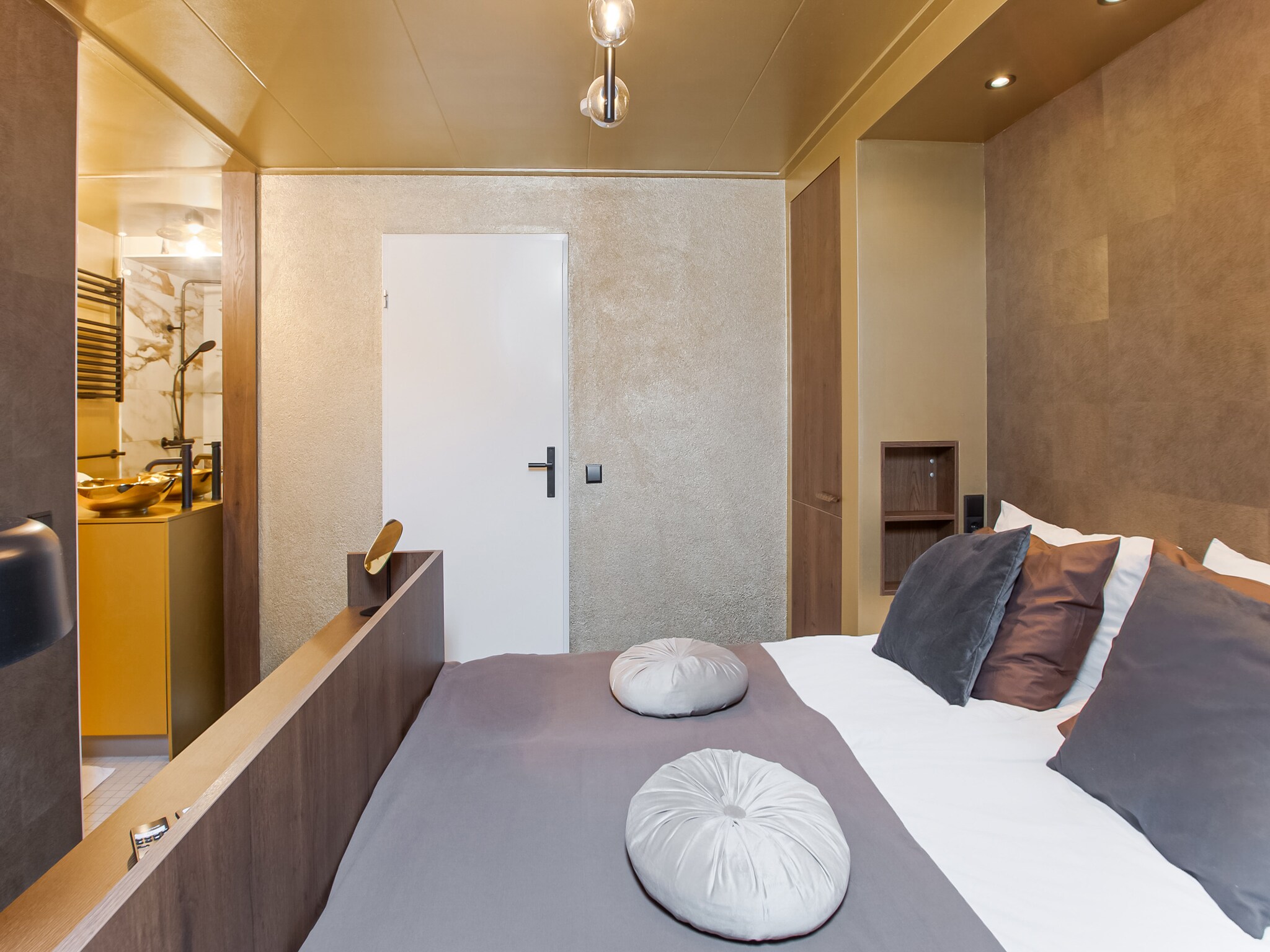 Foto's Stijlvol vakantiehuis aan een zandweg bij Zelhem - Belvilla by Oyo
