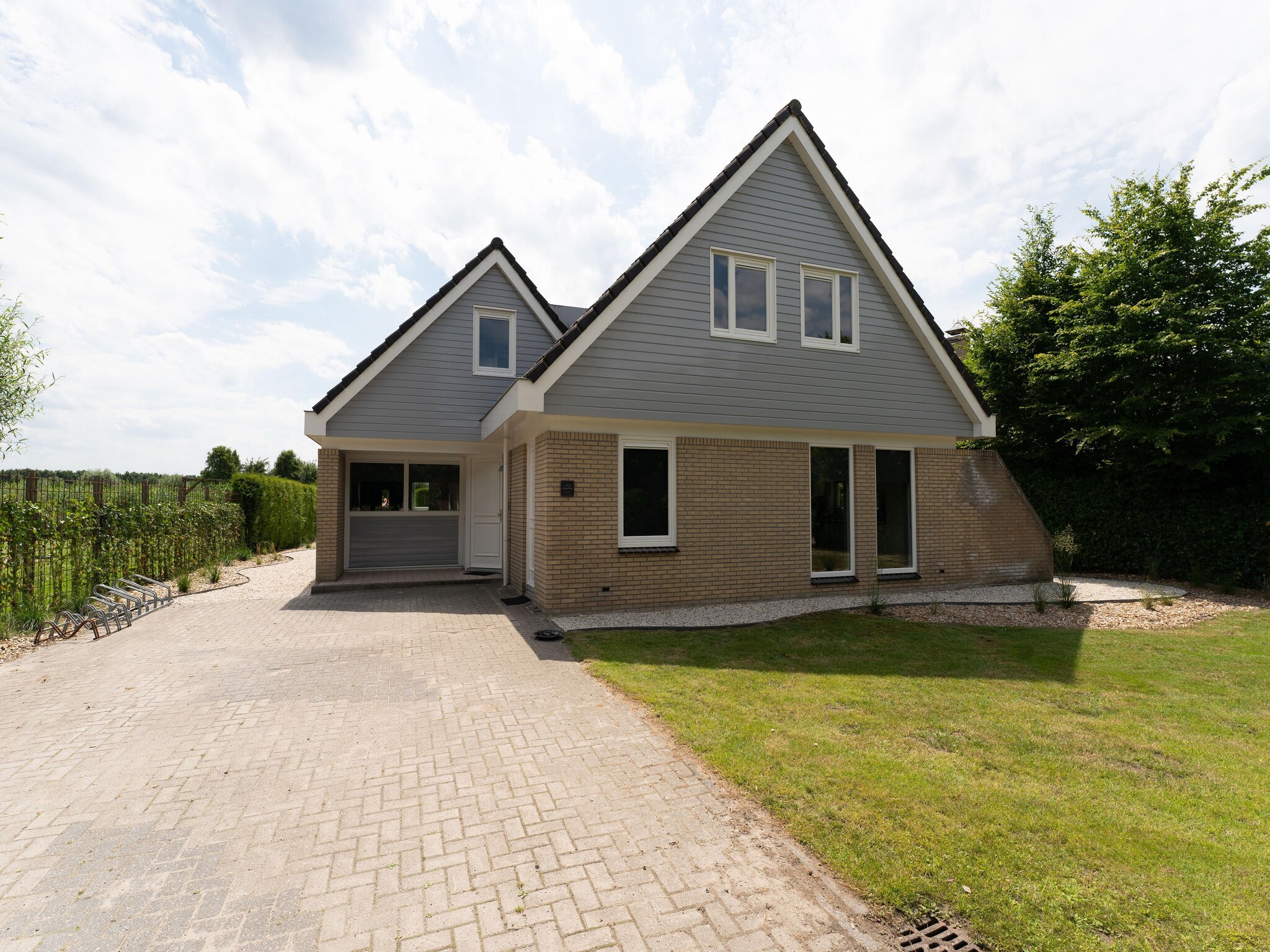 Foto's Mooie vakantiewoning op mooie buitenplaats in Zeewolde - Belvilla by Oyo