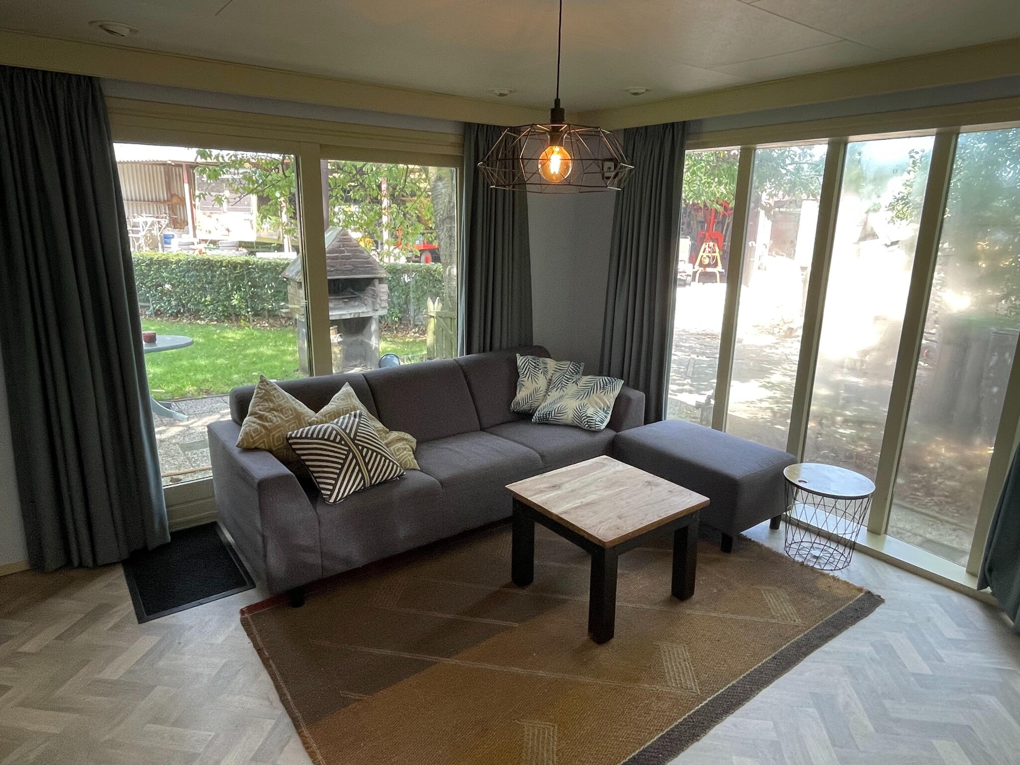 Foto's Schitterend chalet in Uden met een terras - Belvilla by Oyo