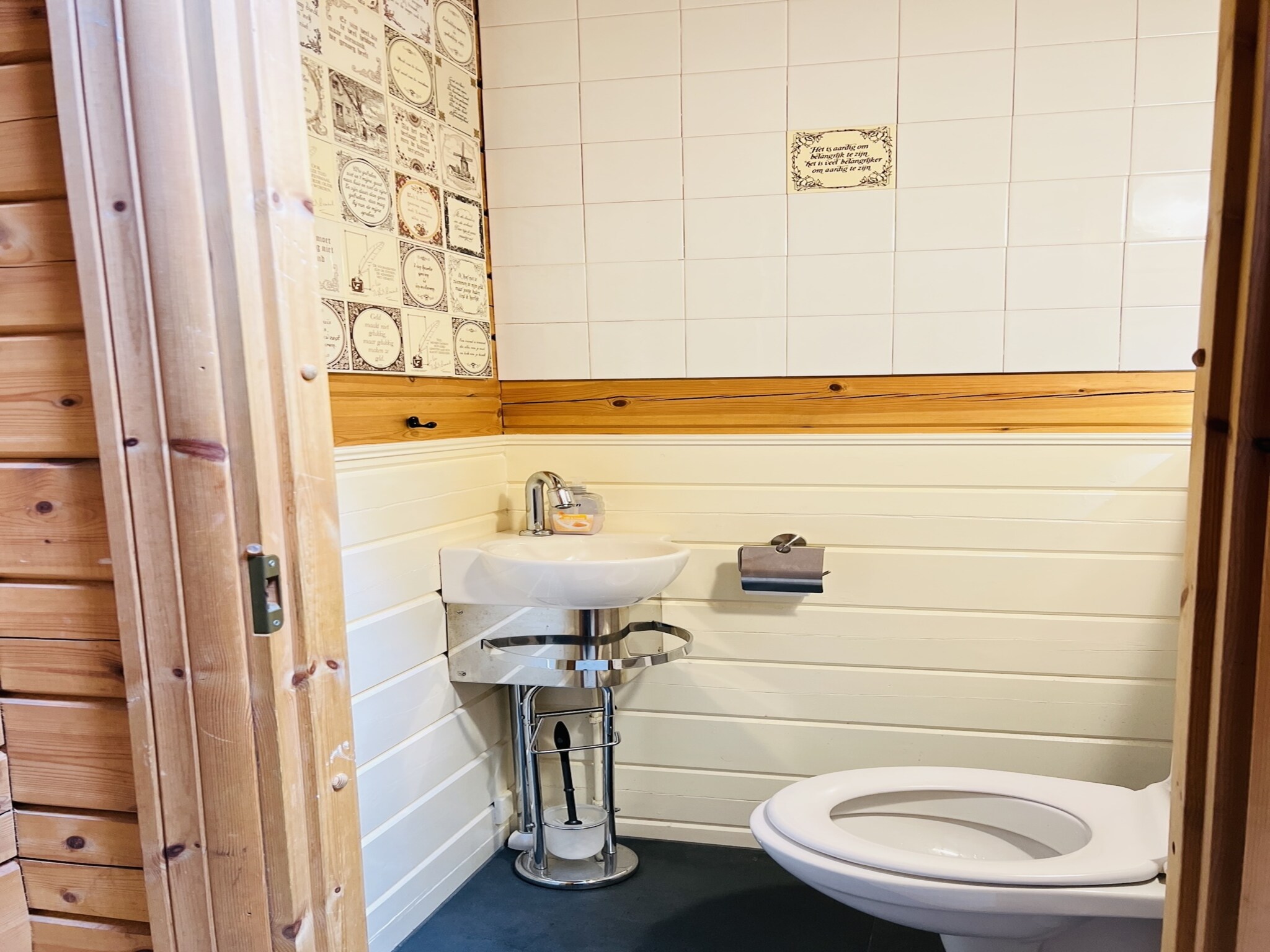 Foto's Finse chalet met privÃ© tuin en houtgestookte sauna nabij de Veluwe - Belvilla by Oyo