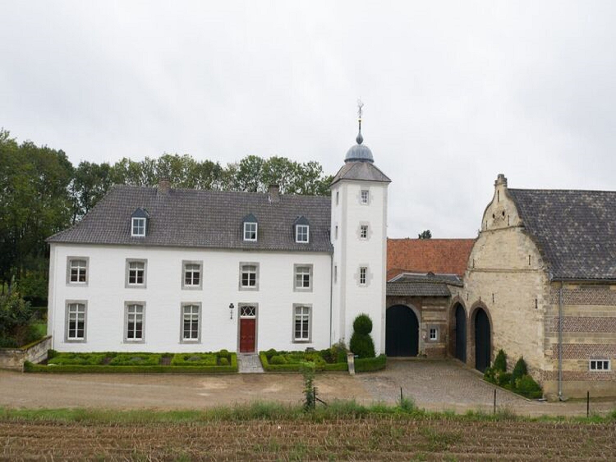 Foto's Sfeervol vakantiehuis in Schimmert met terras - Belvilla by Oyo