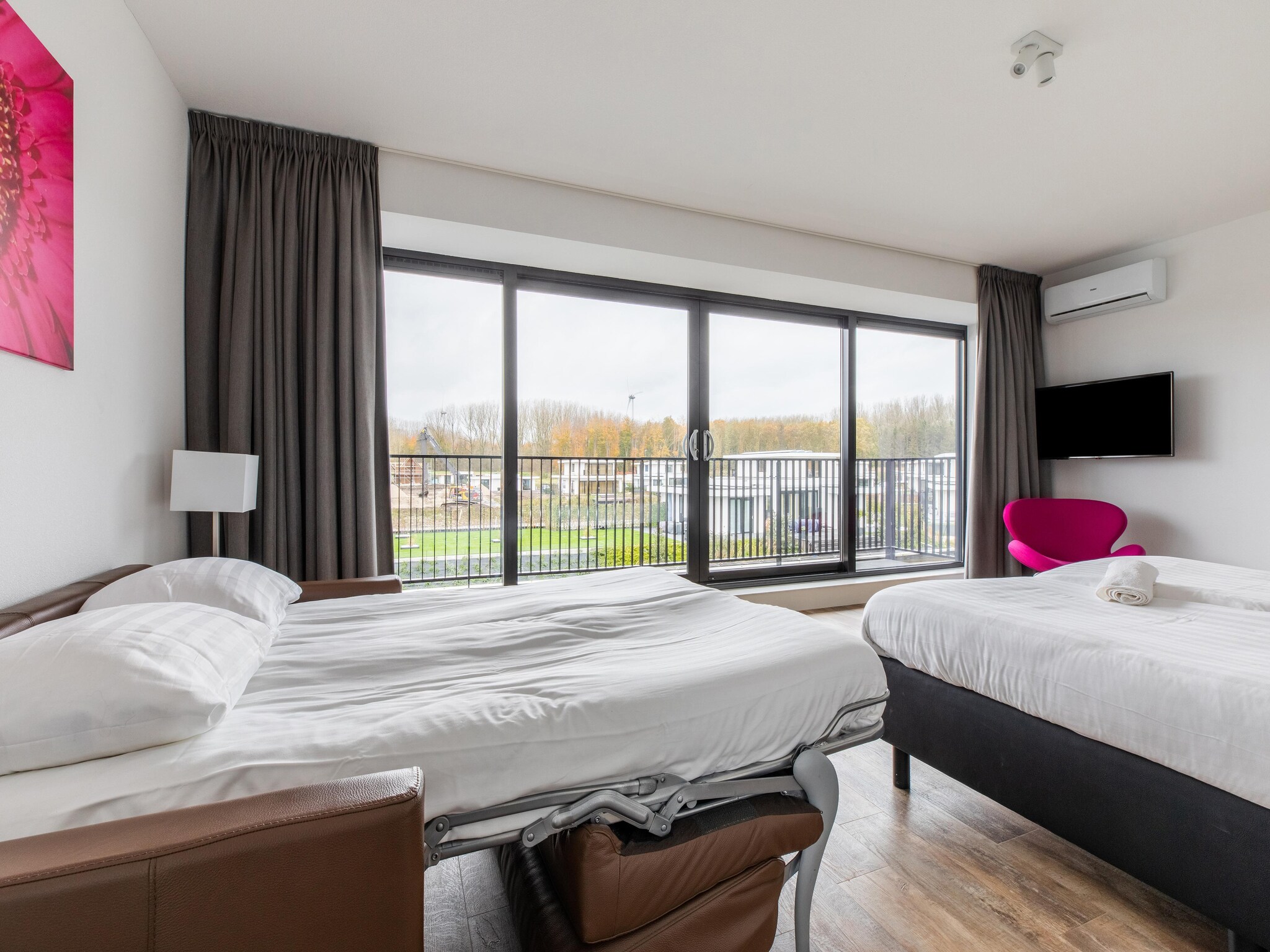 Foto's Gloednieuwe luxe villa - Belvilla by Oyo