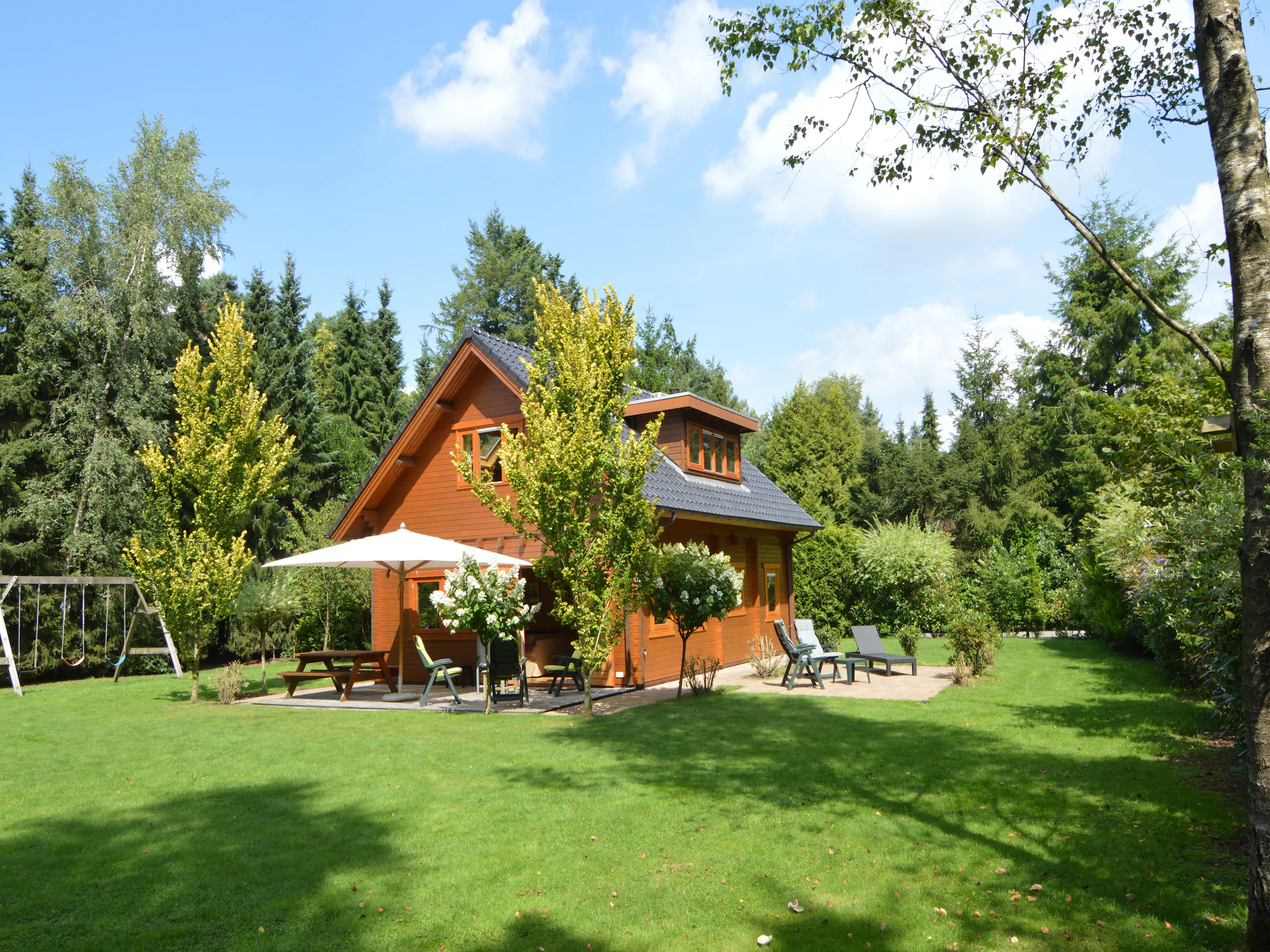 Foto's Houten villa op de Veluwe - Belvilla by Oyo