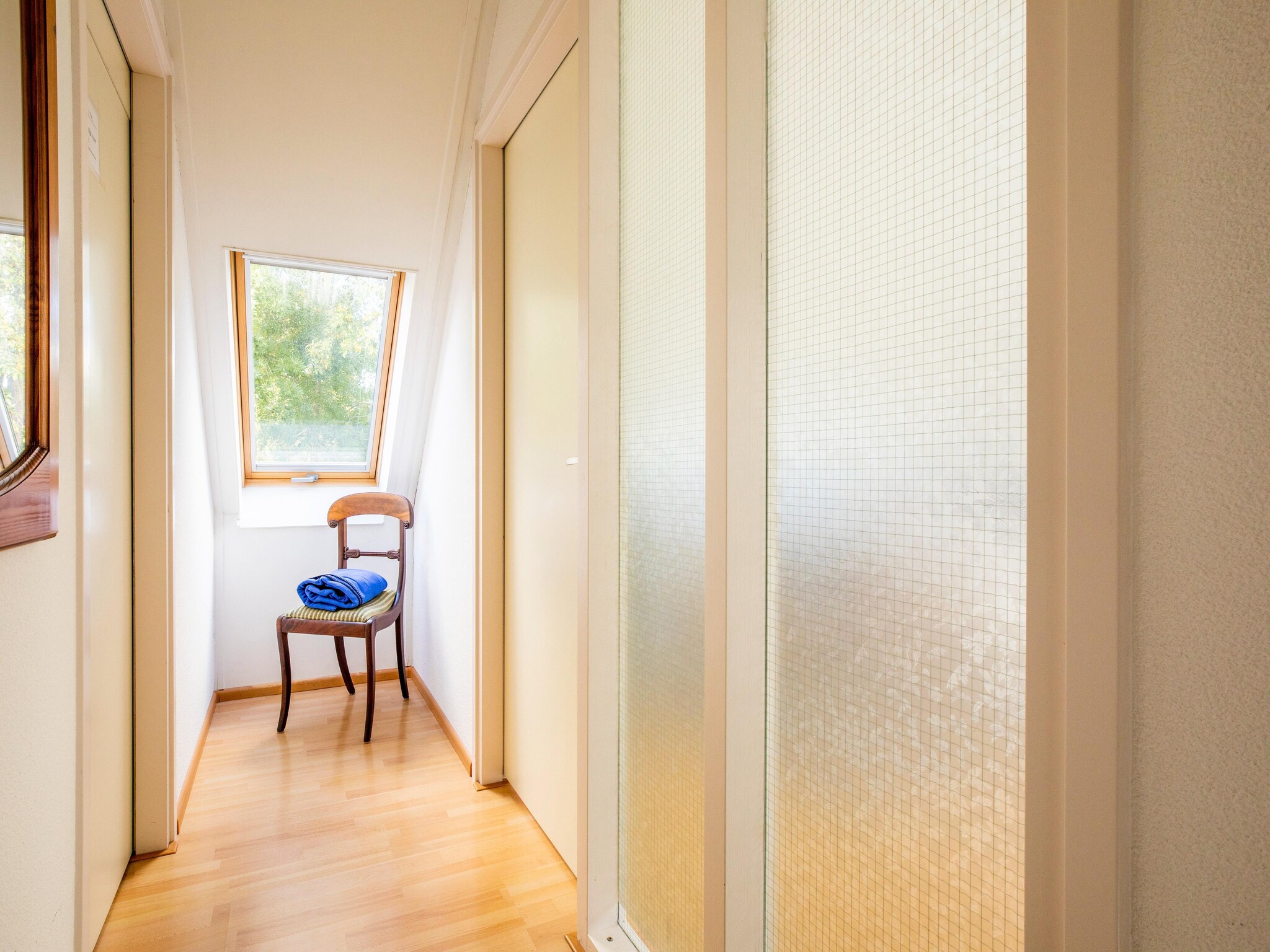 Foto's Comfortabel appartement in Hoorn met Frans balkon - Belvilla by Oyo