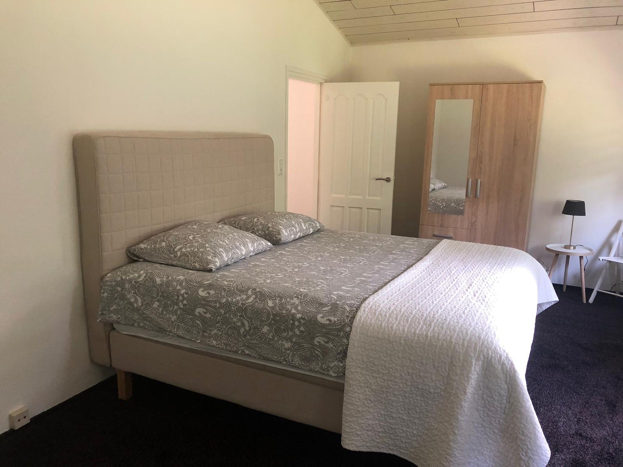 Foto's Uniek en luxe vakantiehuis in Harderwijk met grote tuin - Belvilla by Oyo