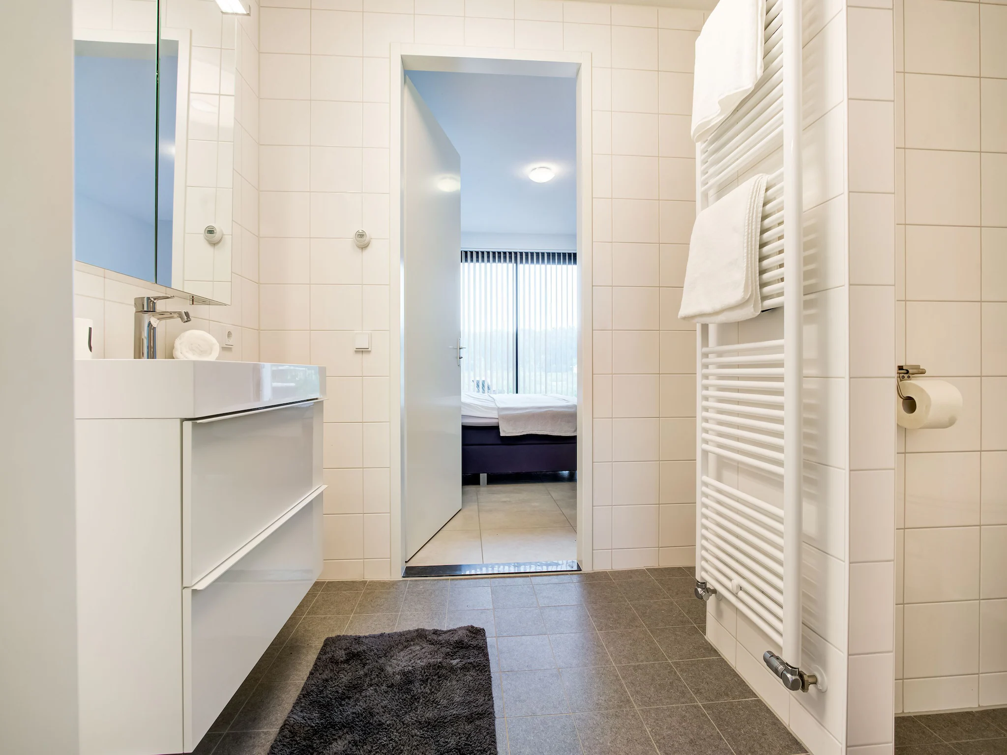Foto's Luxe vakantiehuis in Zeewolde met tuin en bubbelbad - Belvilla by Oyo
