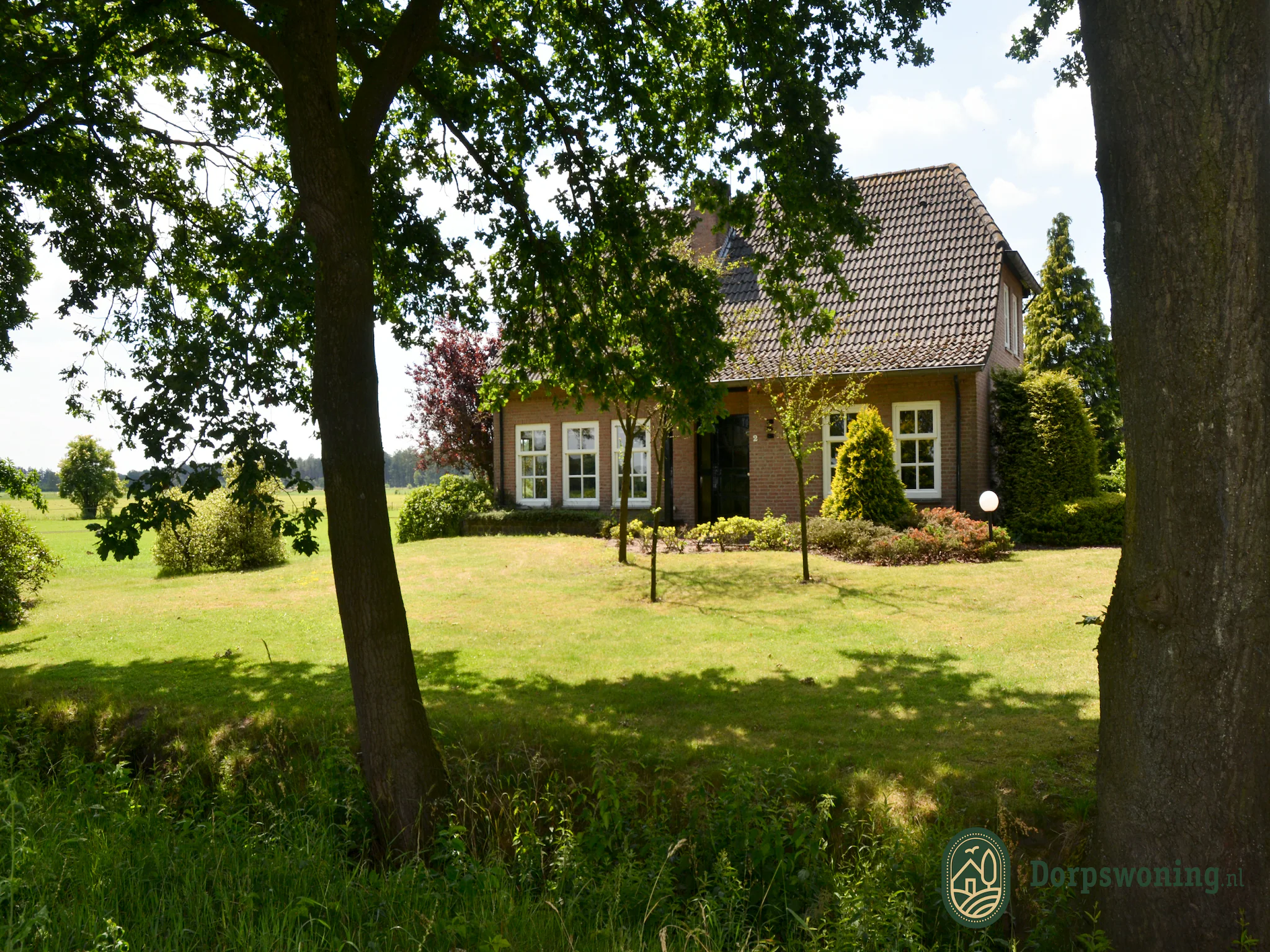 Foto's Mooie vakantiewoning in Leende met omheinde tuin - Belvilla by Oyo