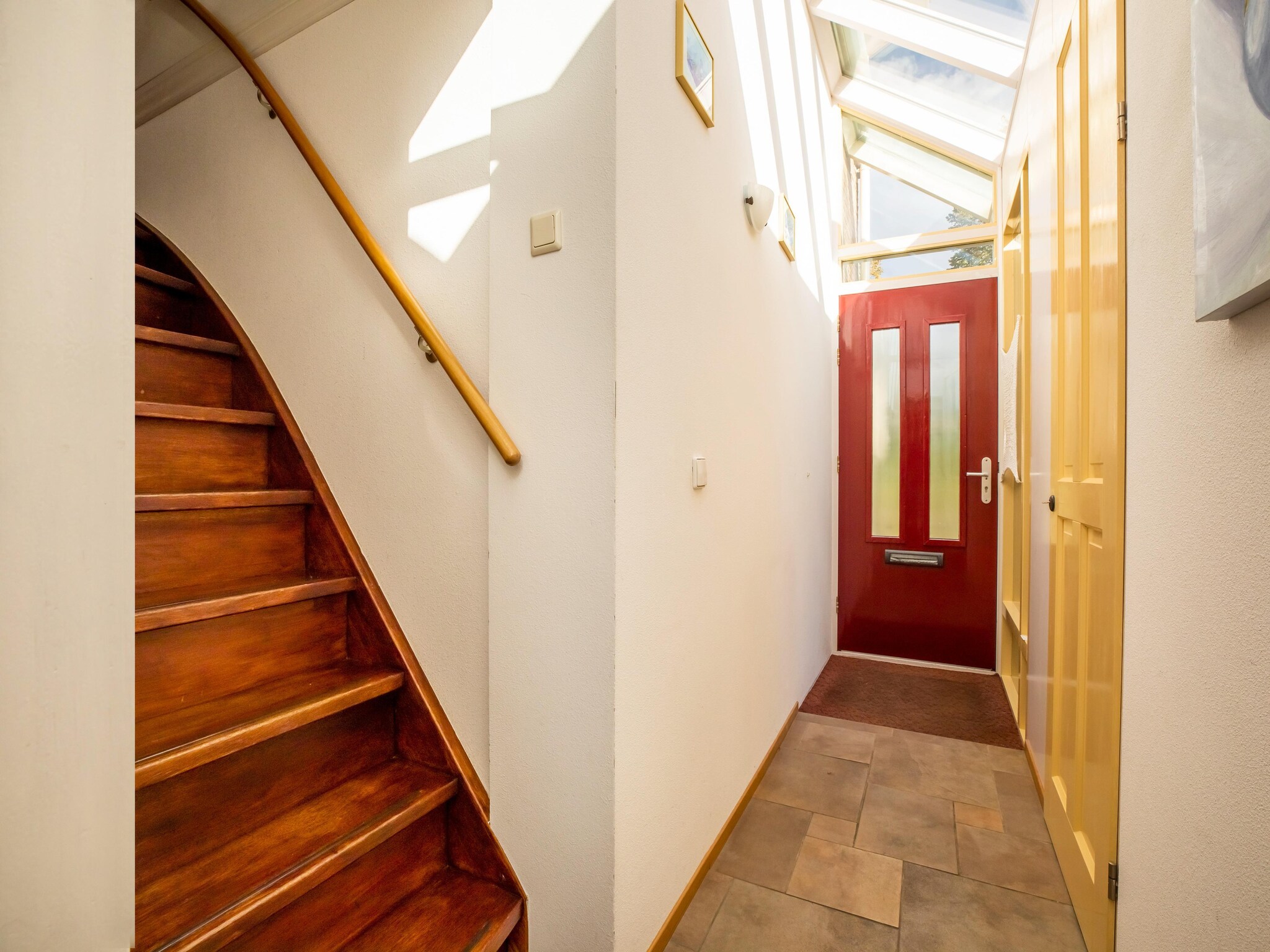 Foto's Comfortabel appartement in Hoorn met Frans balkon - Belvilla by Oyo