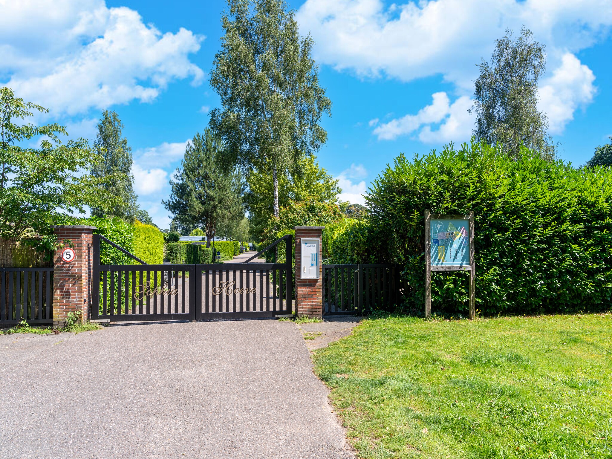 Foto's Leuk vakantiehuis in Voorthuizen met een mooie omgeving - Belvilla by Oyo