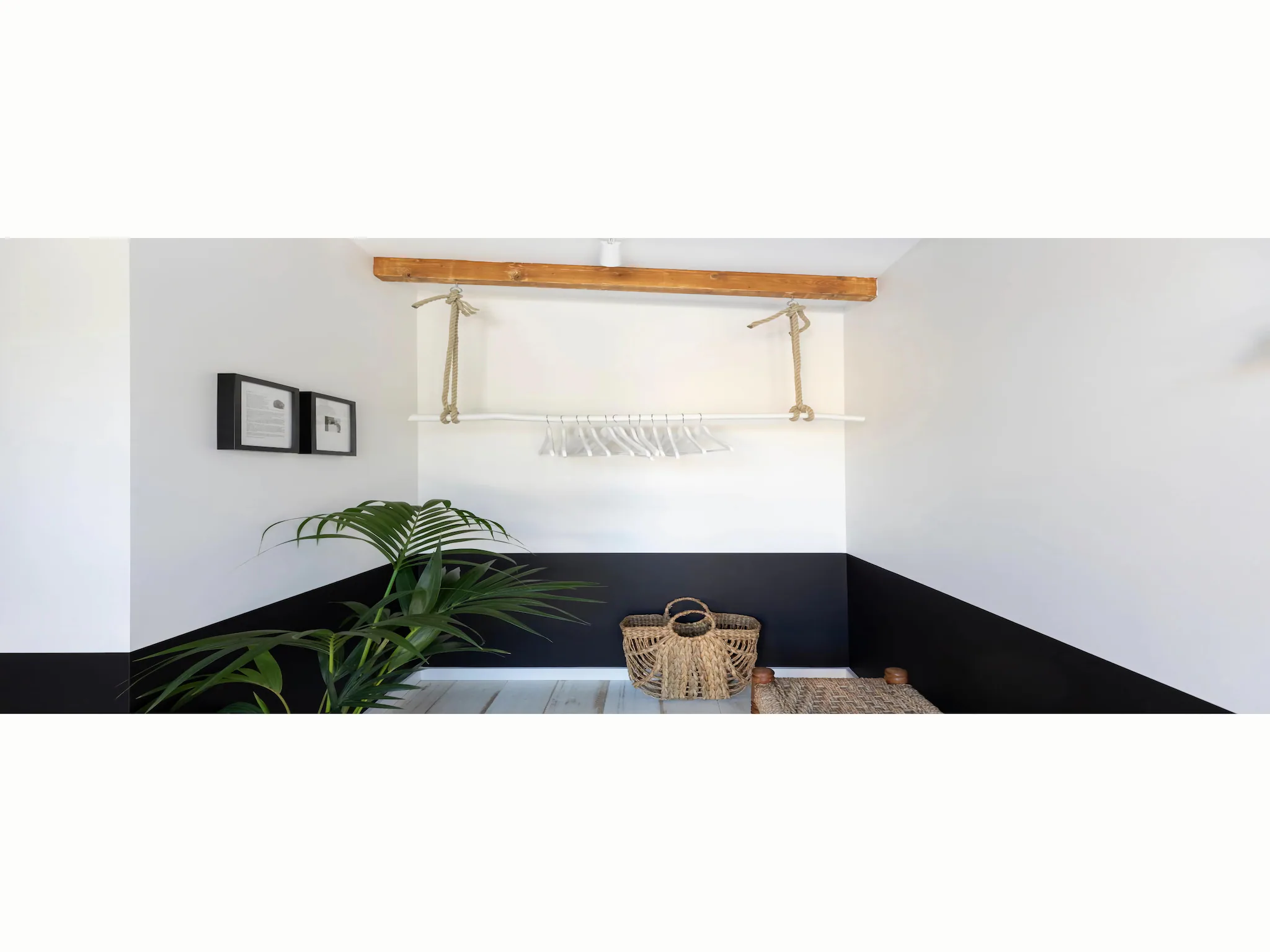 Foto's Unieke luxe vrijstaande vakantiewoning aan zee - Belvilla by Oyo