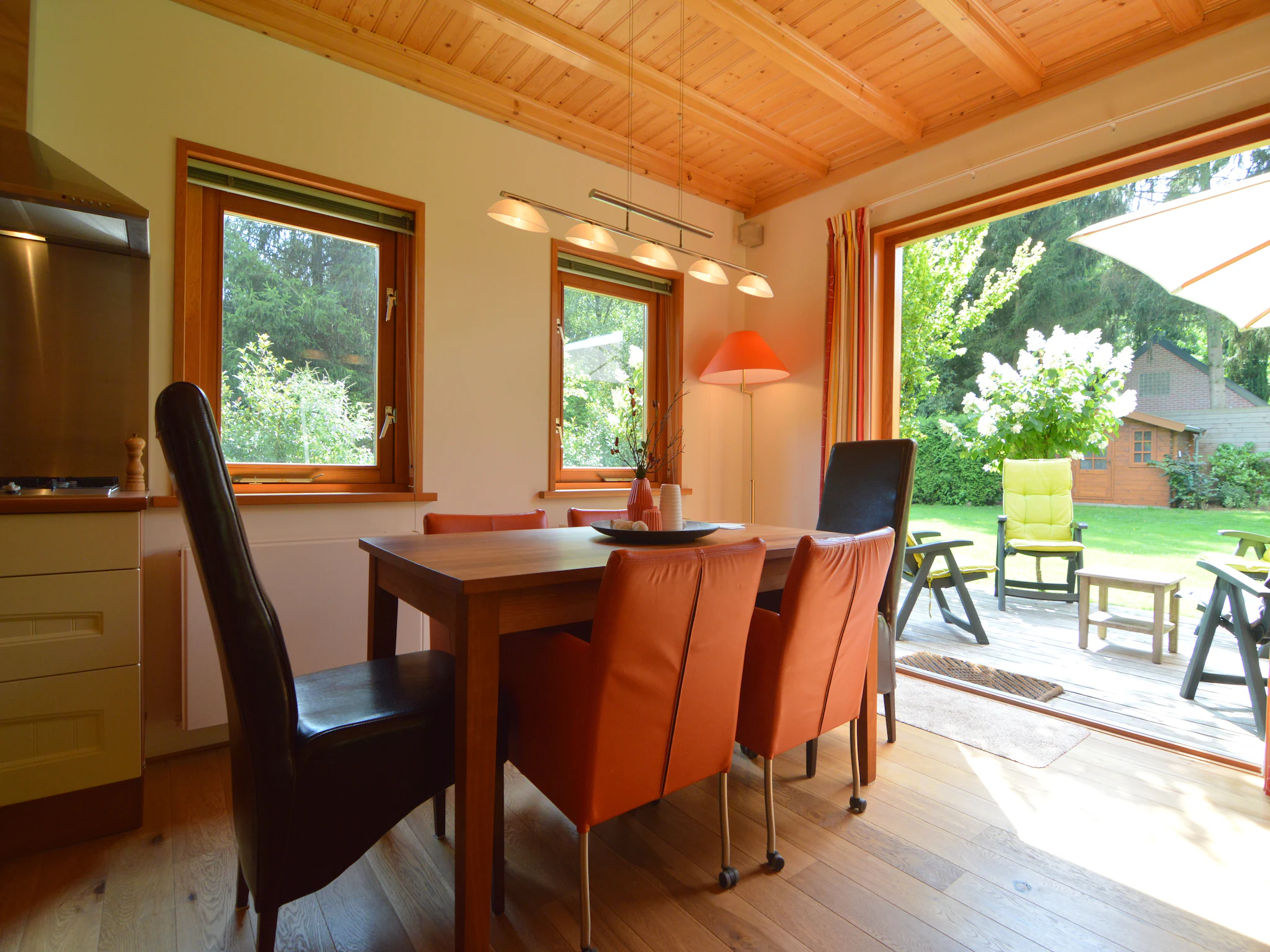 Foto's Houten villa op de Veluwe - Belvilla by Oyo
