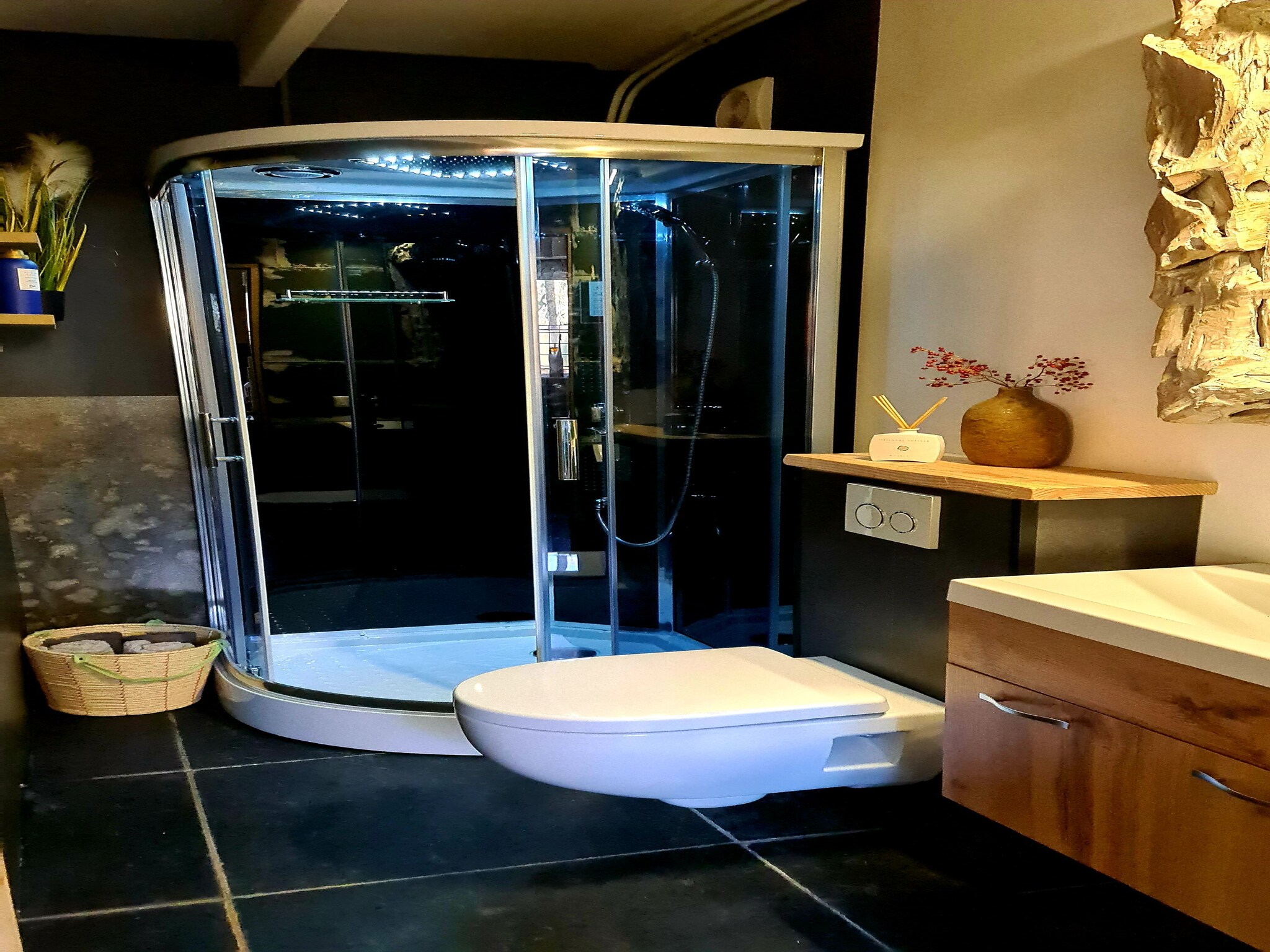 Foto's Eigentijds uniek Atelier met hottub aan het Pieterpad. - Belvilla by Oyo