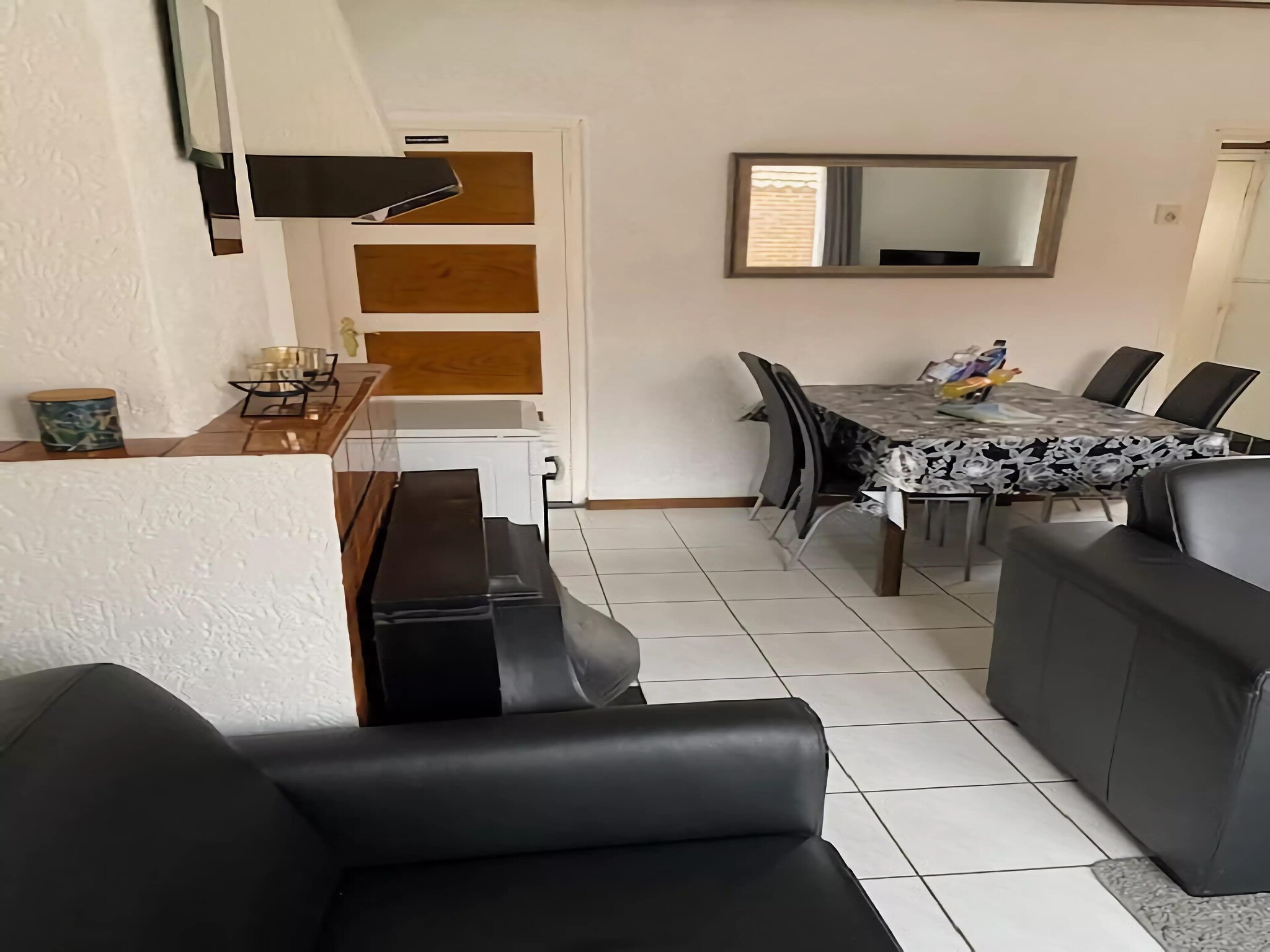 Foto's Authentiek appartement in Margraten met een terras - Belvilla by Oyo