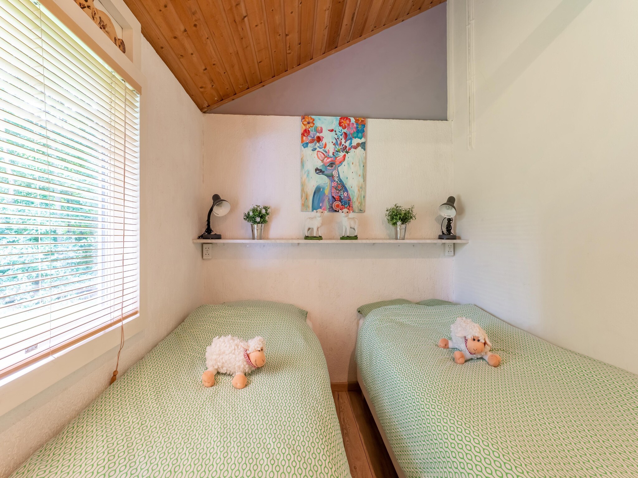 Foto's Pittoresk vakantiehuis op park Hunzebergen - Belvilla by Oyo