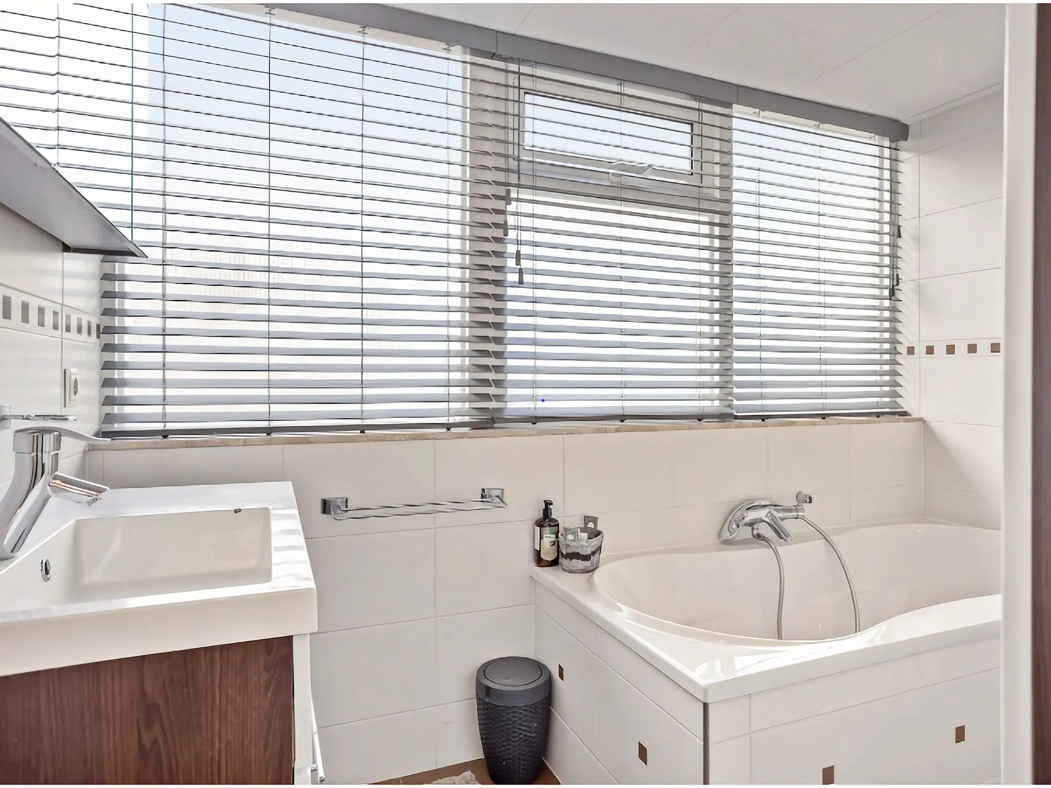 Foto's Comfortabele woning met tuin en parkeergelegenheid - Belvilla by Oyo