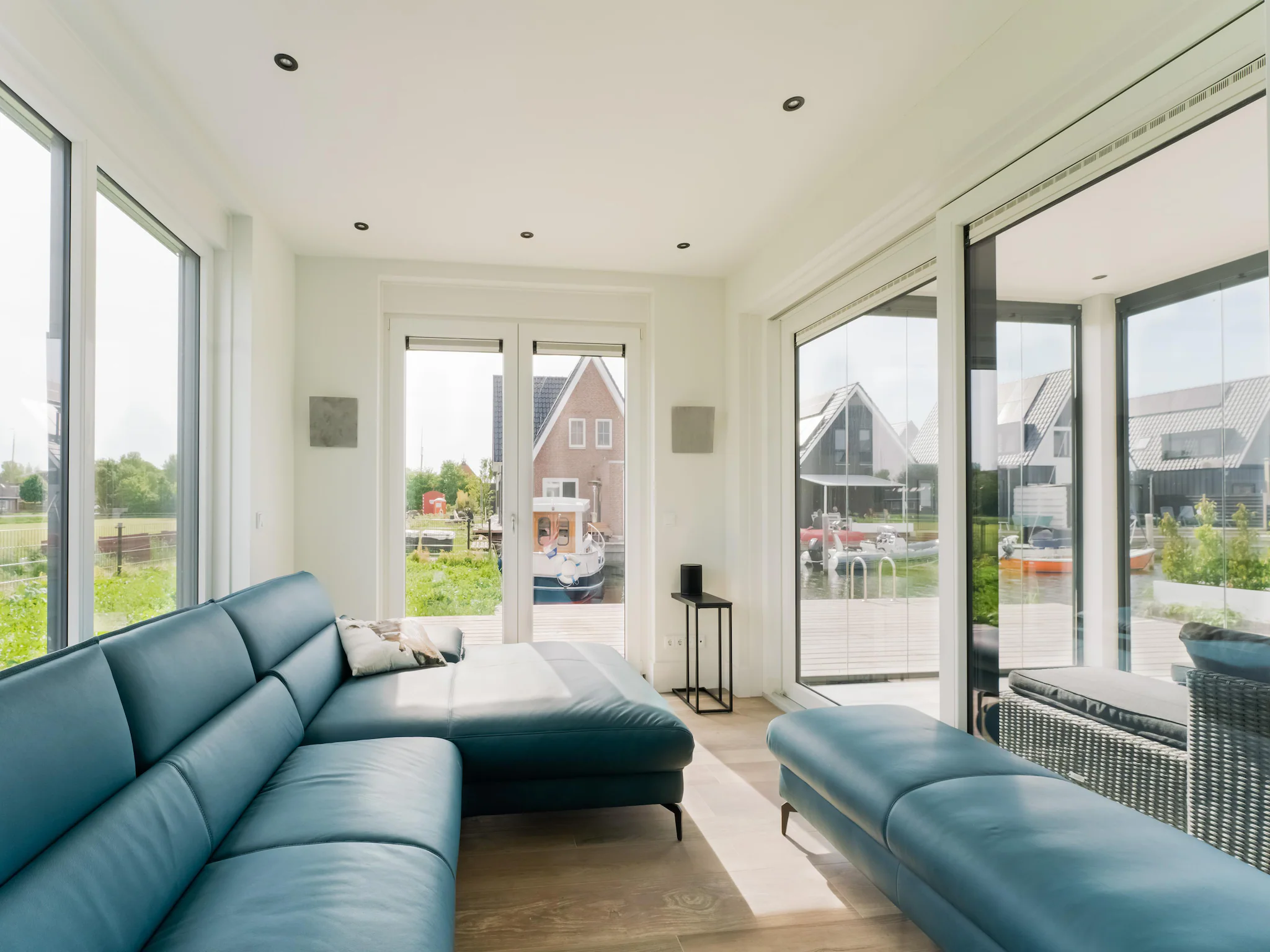 Foto's Rustige villa aan het water in Stavoren - Belvilla by Oyo