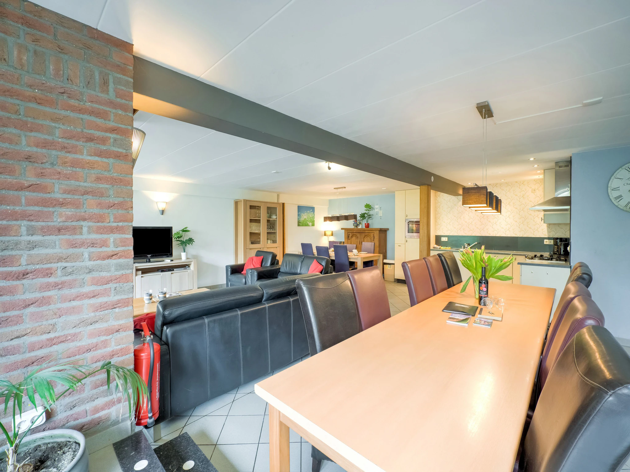 Foto's Heerlijk vakantiehuis in Ulestraten met privÃ© terras en groot speelbos - Belvilla by Oyo