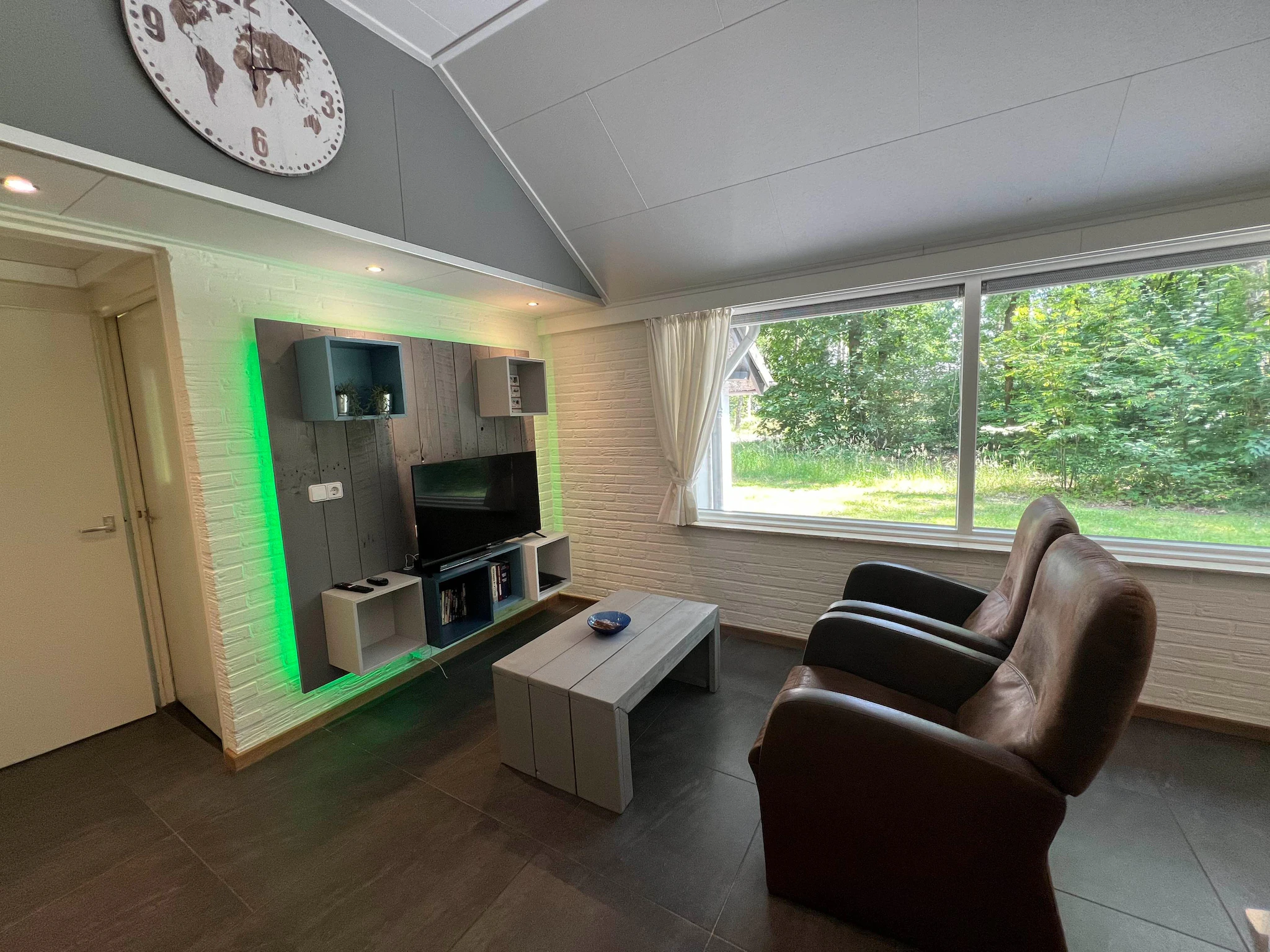 Foto's Comfortabel vakantiehuis in Stramproy in de natuur - Belvilla by Oyo