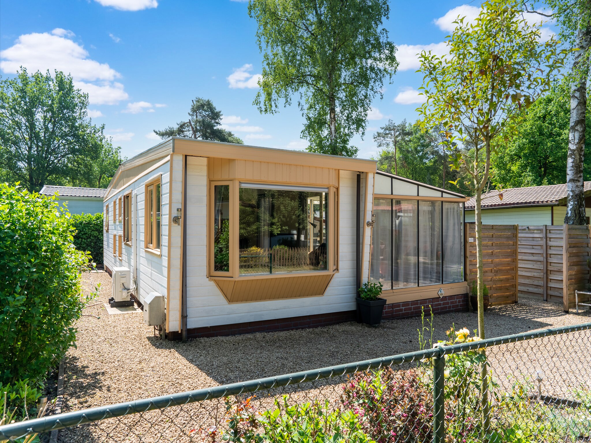 Foto's Chalet in Grenspark Kalmhoutse Heide bij Antwerpen - Belvilla by Oyo