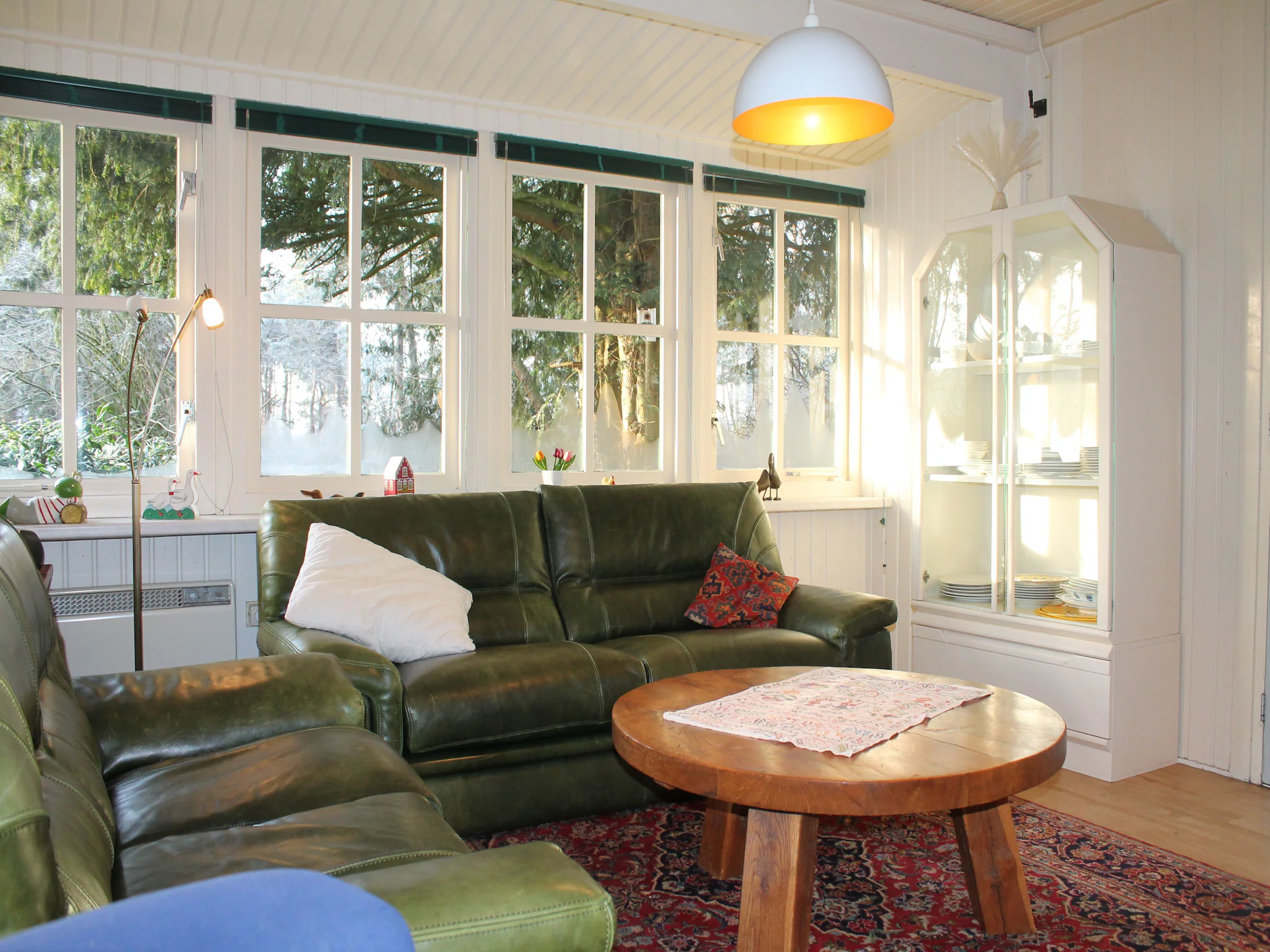 Foto's Houten vakantiehuis in Maarheeze midden op de heide - Belvilla by Oyo