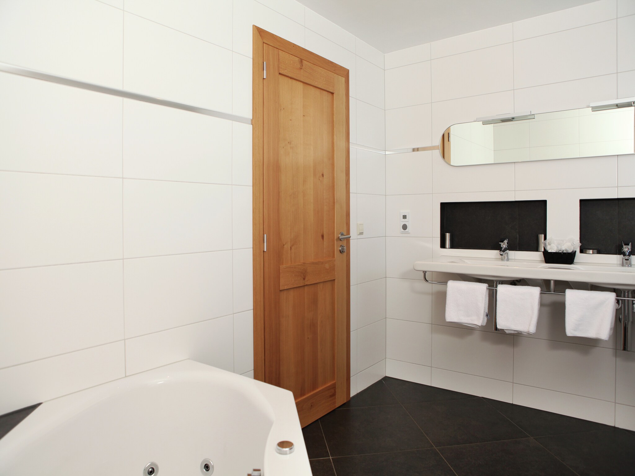 Foto's Comfortabel chalet in Epen in de buurt van het bos - Belvilla by Oyo