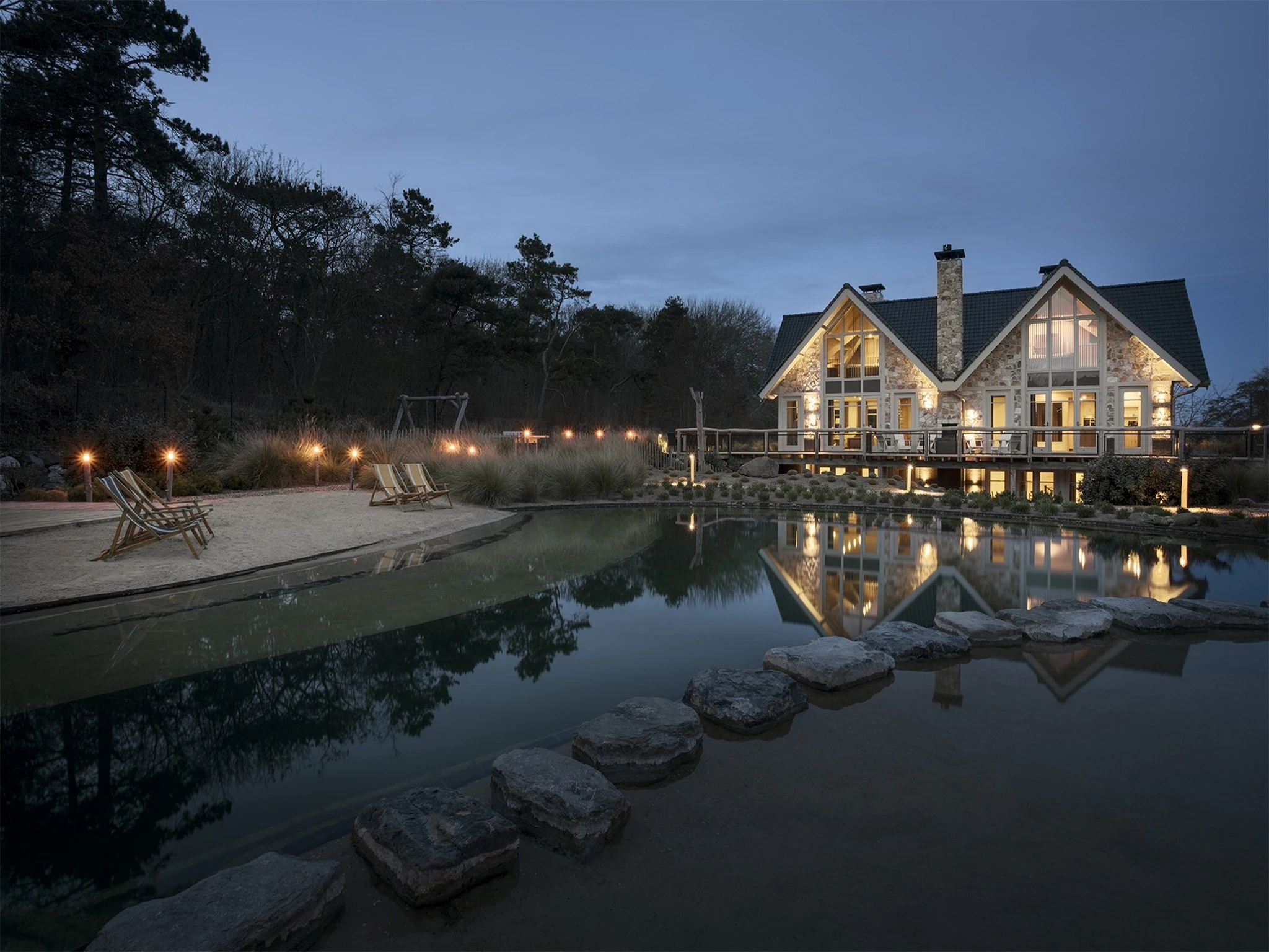 Foto's Luxe duinvilla in Noordwijk met zwemvijver - Belvilla by Oyo