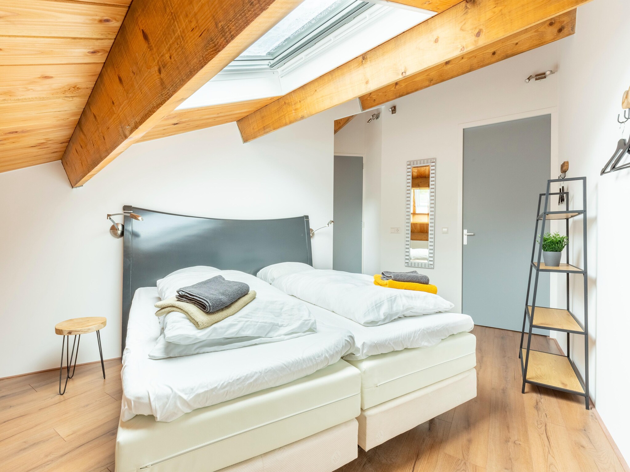Foto's Heerlijk vakantiehuis in Goirle met terras - Belvilla by Oyo