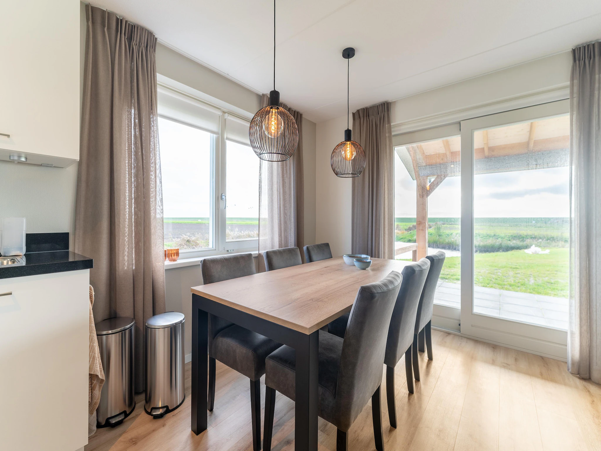 Foto's Vakantiehuis nabij strand met tuin - Belvilla by Oyo