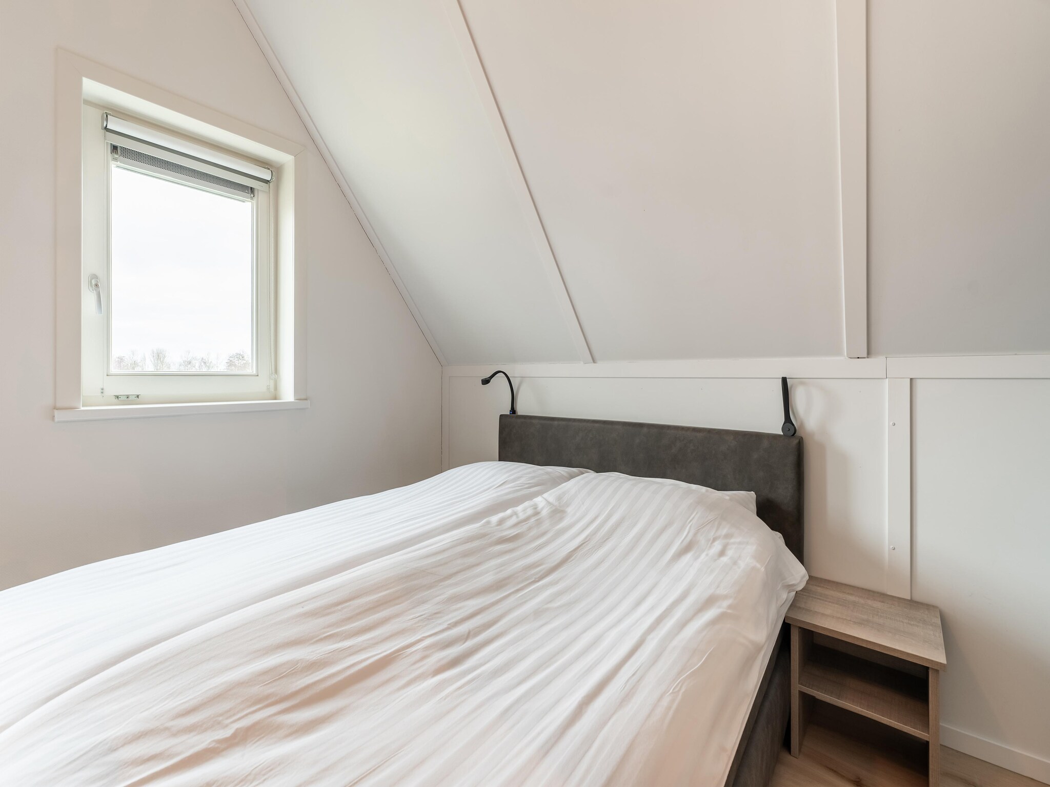 Foto's Luxe villa aan de Oosterschelde met sauna en schitterend uitzicht. - Belvilla by Oyo